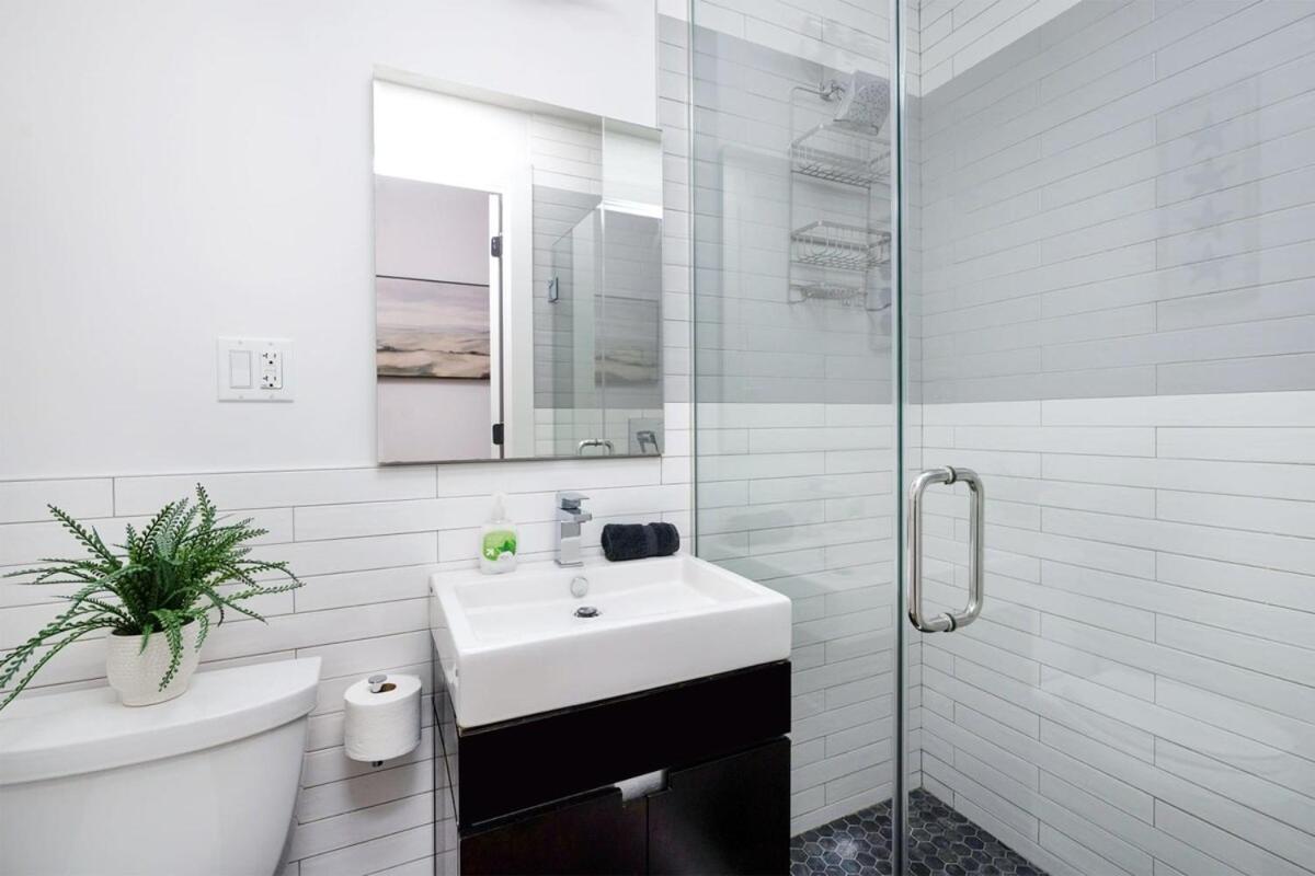 Căn hộ 1288-3rs New Renovated 2 Bedrooms New York