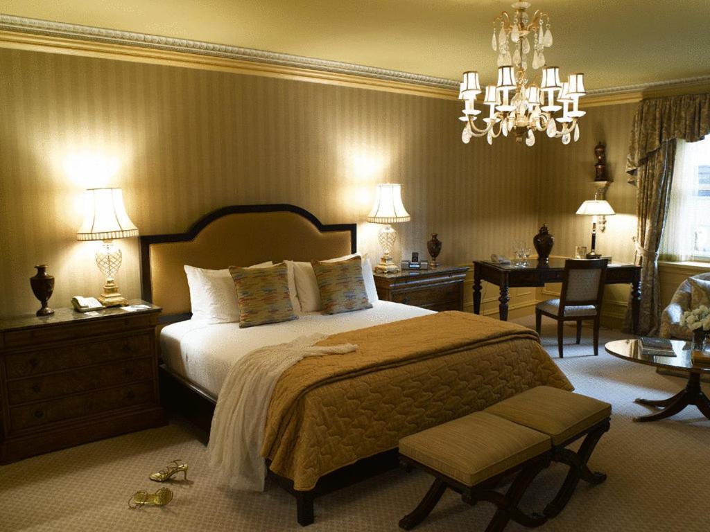 Khách sạn The Sherry Netherland 5*