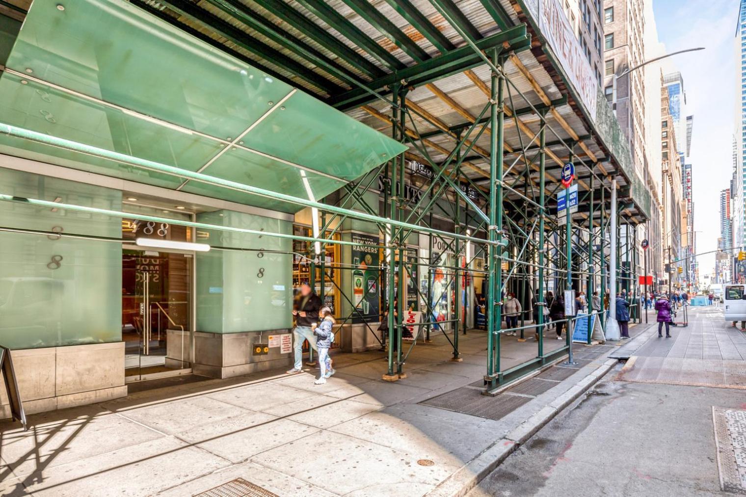 Blueground Midtown Gym Elev Near Times Sq Nyc-1478