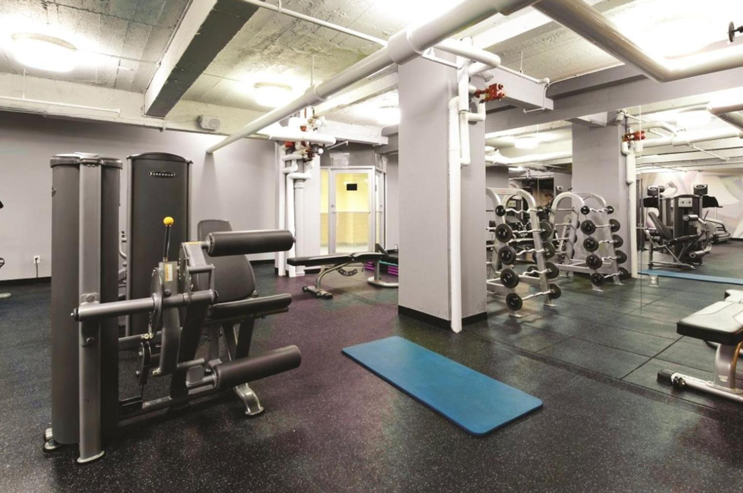 Apartment Uws 1br W Doorman Elevator Nr Park Nyc-416 New York