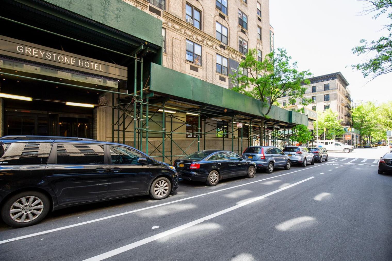 Uws 1br W Doorman Elevator Nr Park Nyc-416