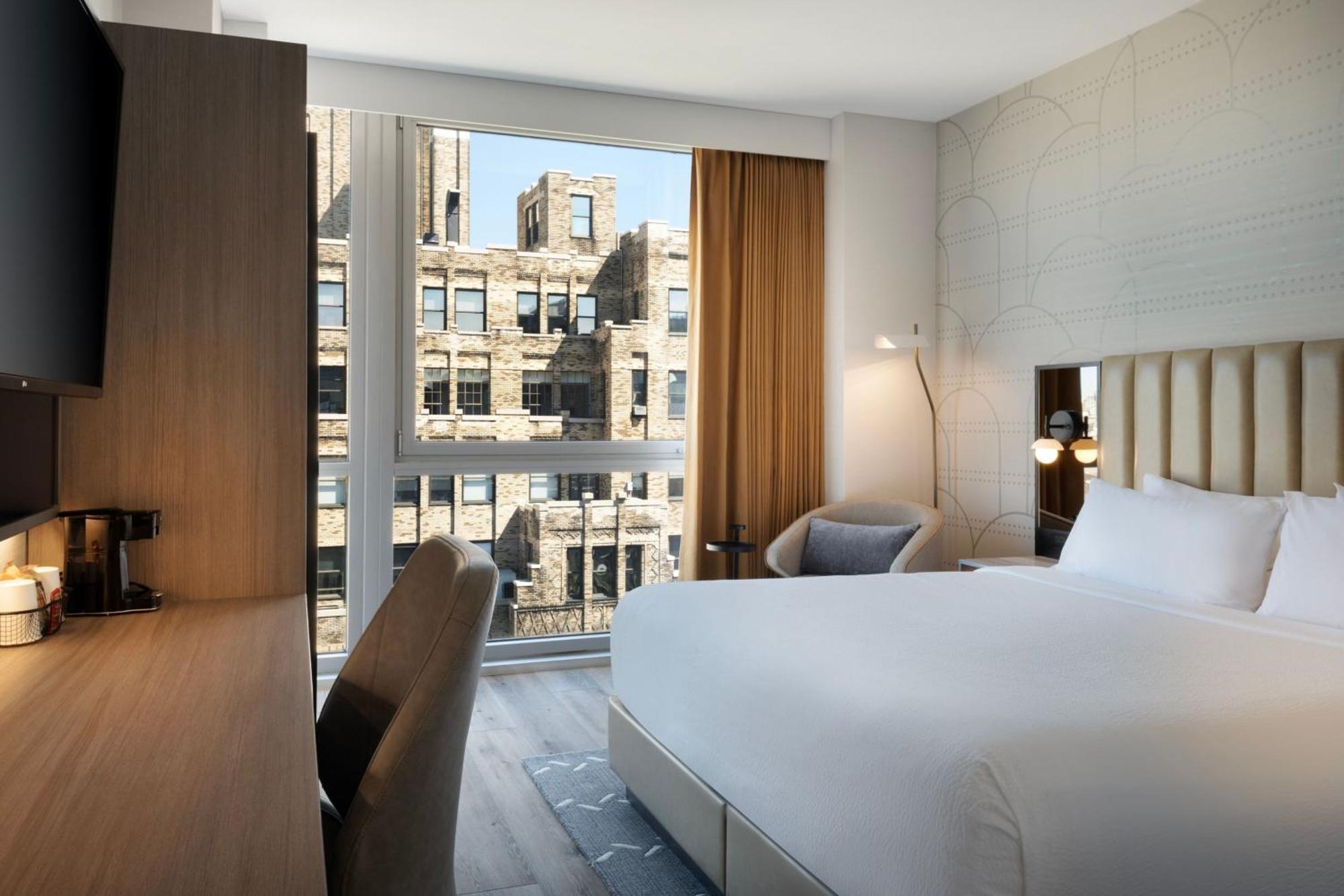 Khách sạn Courtyard By Marriott Manhattan / Soho 4*