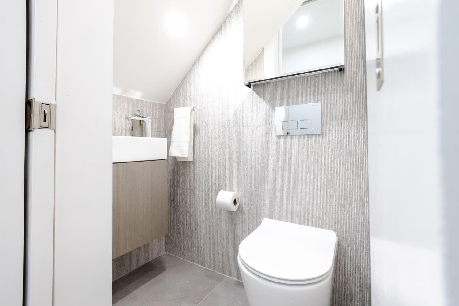 170-g 3br Duplex With Private Yard In E Village New York