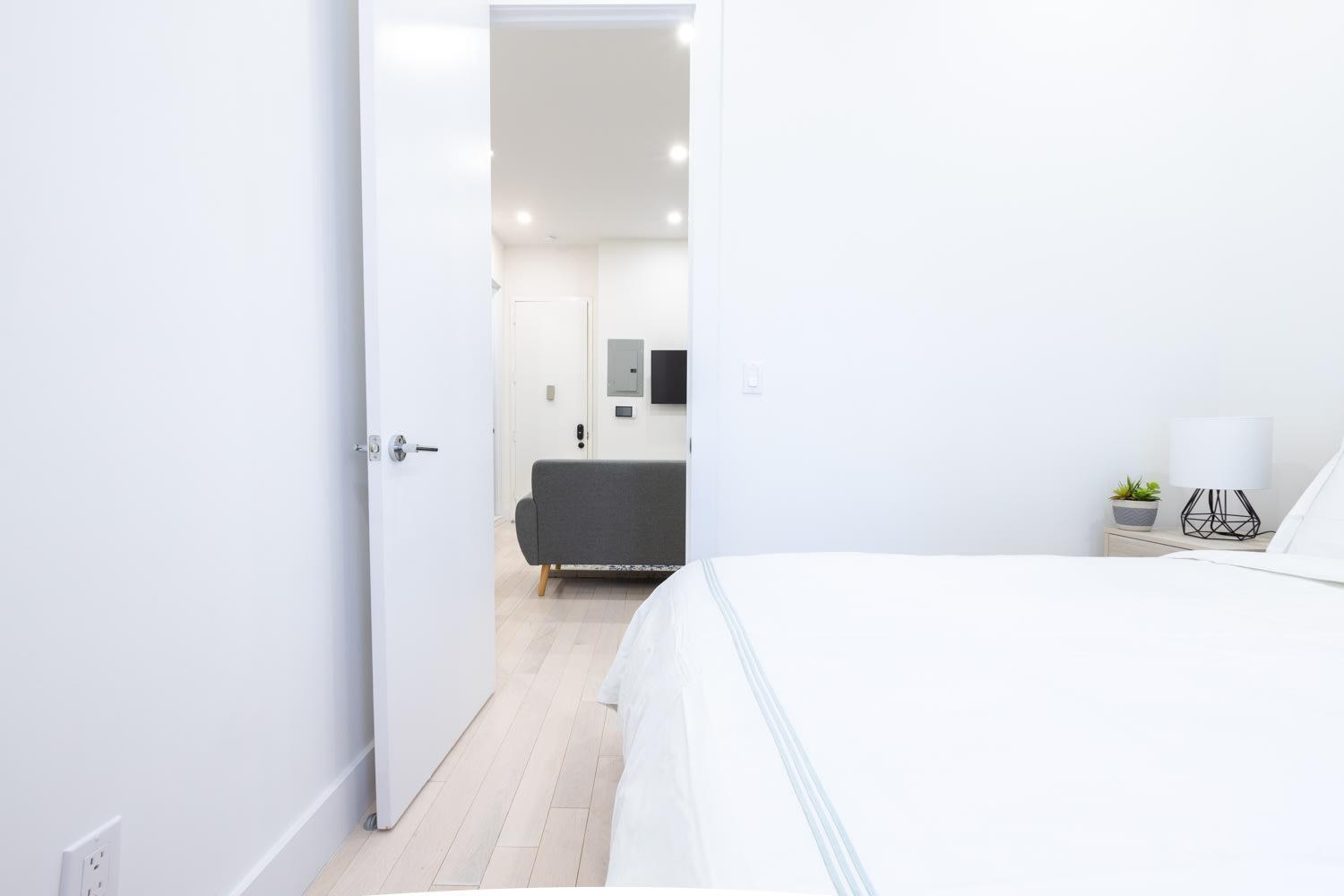 170-g 3br Duplex With Private Yard In E Village Apartment *