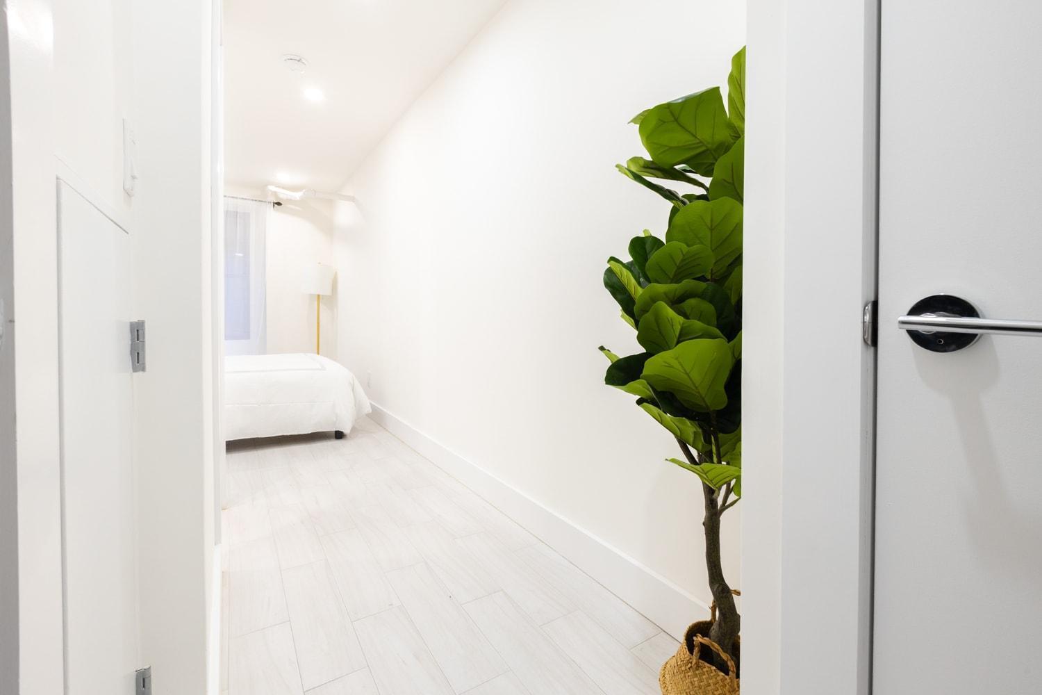 170-g 3br Duplex With Private Yard In E Village * New York
