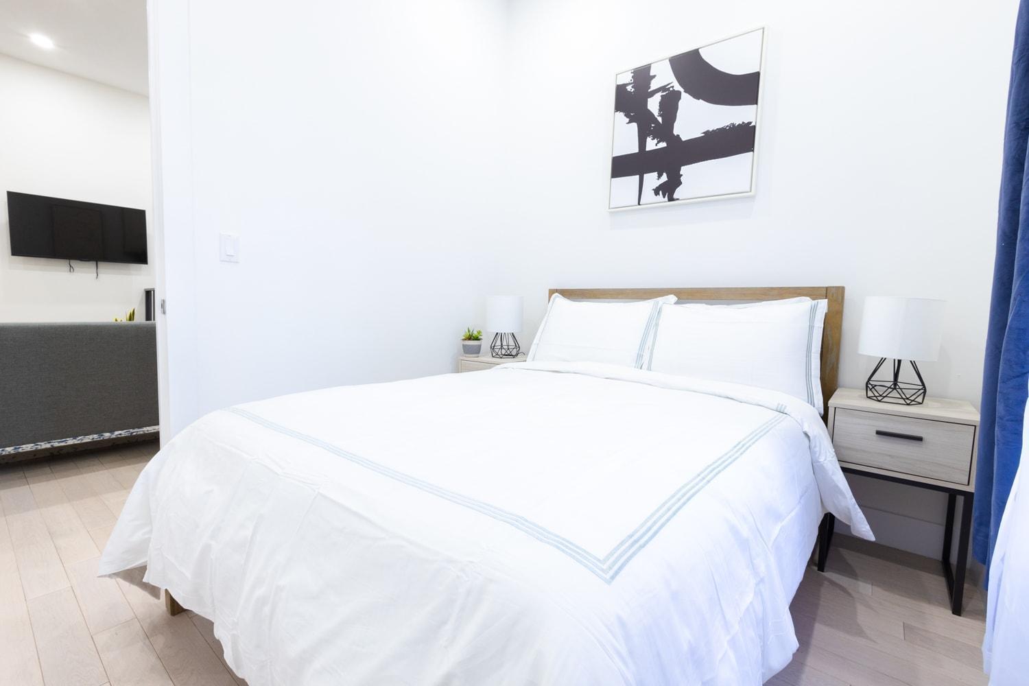 170-g 3br Duplex With Private Yard In E Village New York