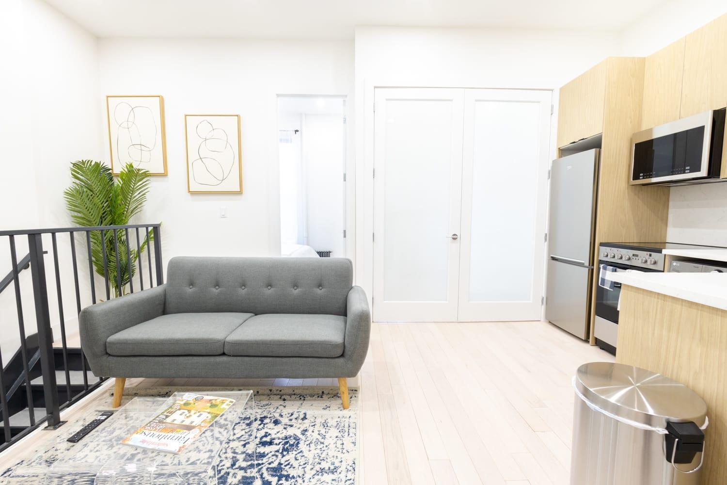 170-g 3br Duplex With Private Yard In E Village *