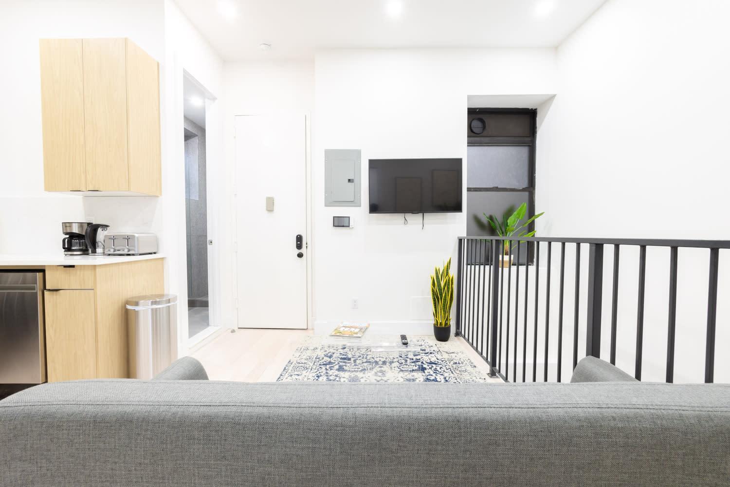 170-g 3br Duplex With Private Yard In E Village Apartment New York