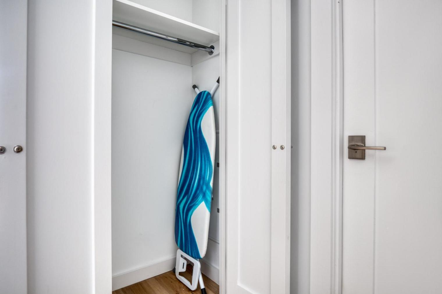 Dumbo 2br W Wd Roof Gym Nr Timeout Building Nyc-961 Apartment