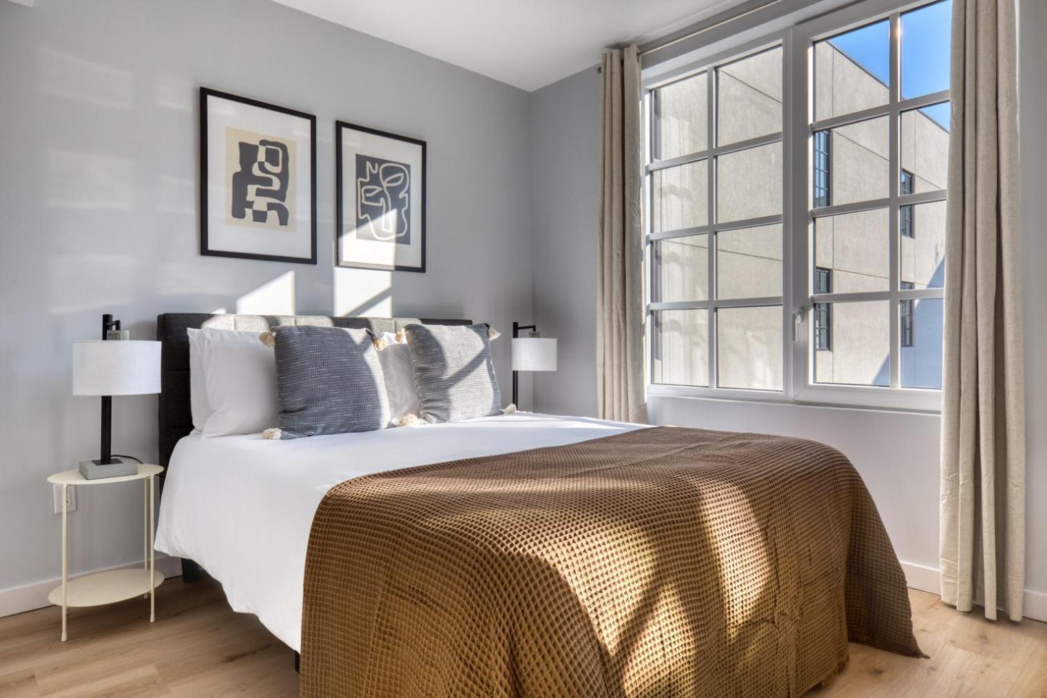 Dumbo 2br W Wd Roof Gym Nr Timeout Building Nyc-961 Apartment