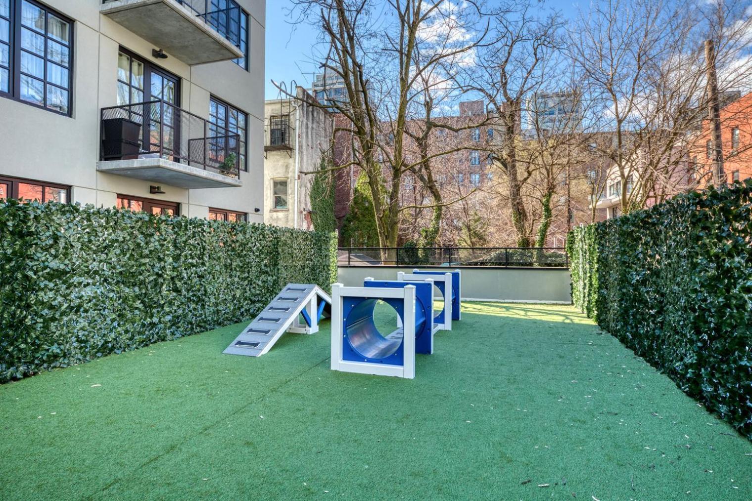 Dumbo 2br W Wd Roof Gym Nr Timeout Building Nyc-961 * New York