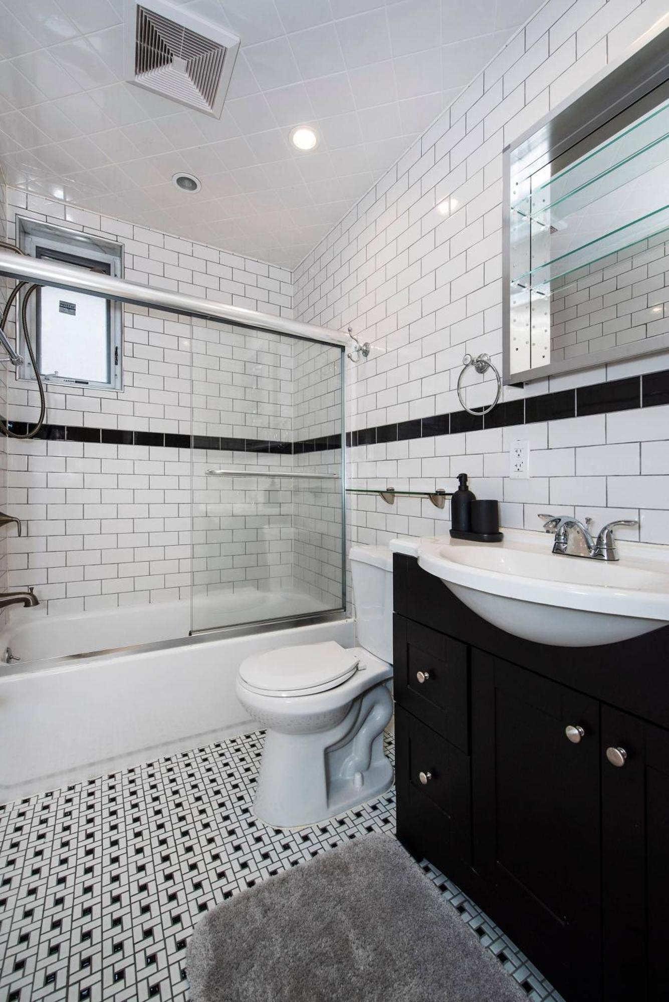 Luxury Sutton Place Duplex 3br 3bth New York