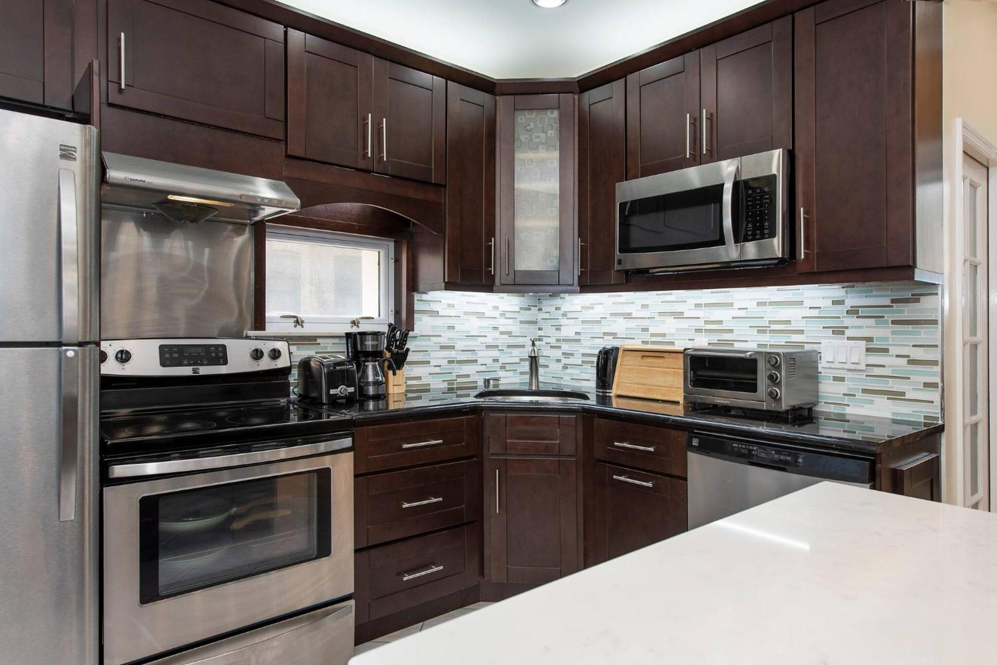 Apartment Luxury Sutton Place Duplex 3br 3bth