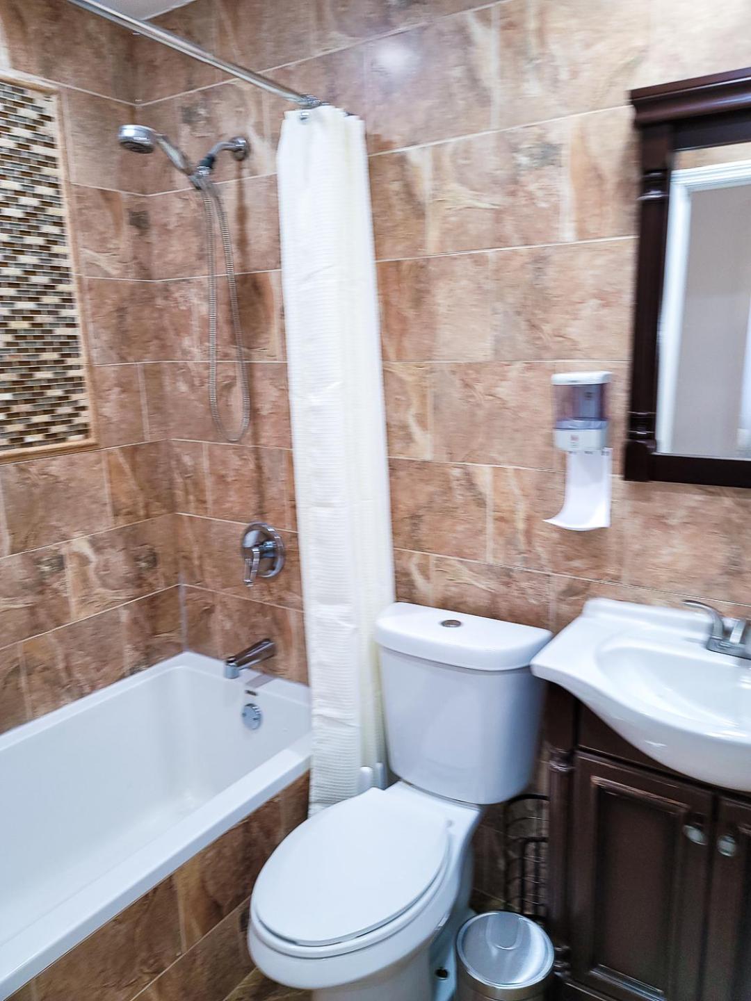 Ở trọ Osas Luxury
