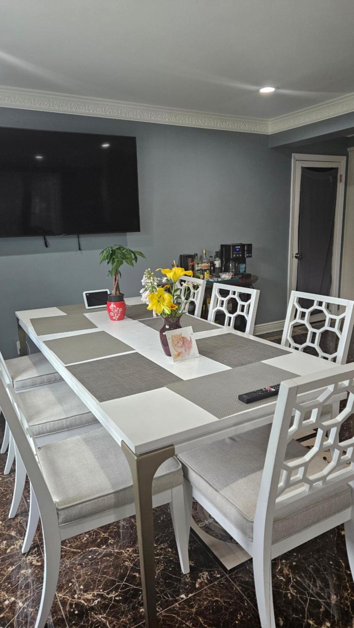 Luxury Hotel-style In Queens, Ở trọ