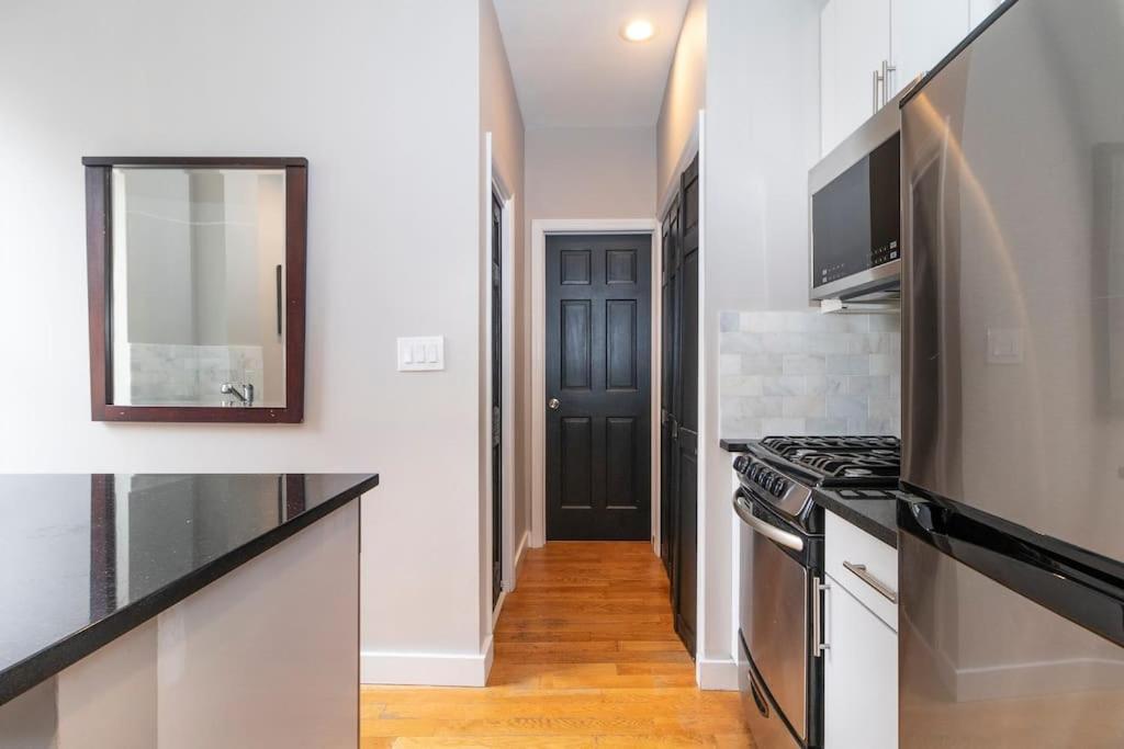 Căn hộ Renovated Lower Eastside 2br Washer Dryer *