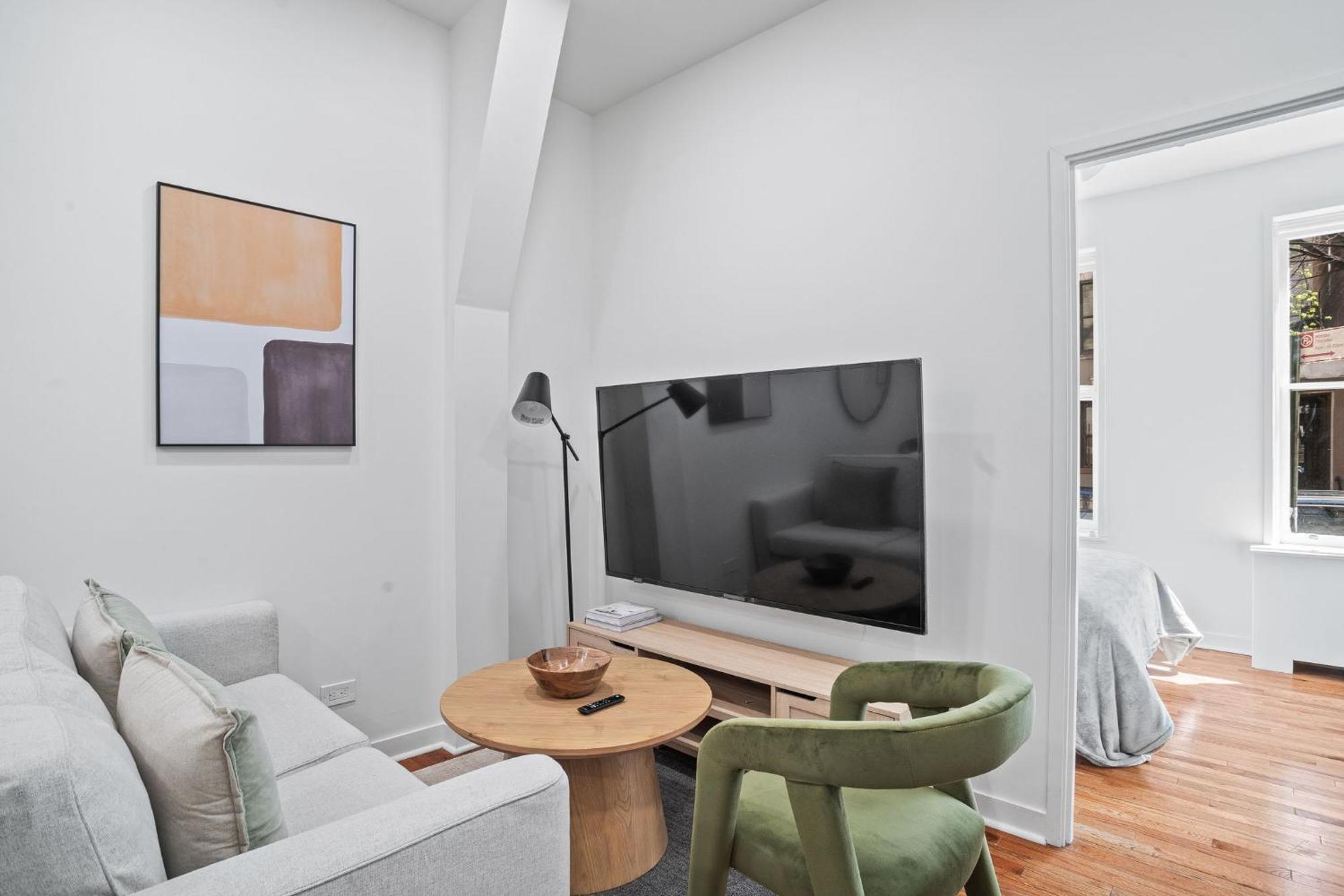 Minimalist Charm 2br 1bath Nova York