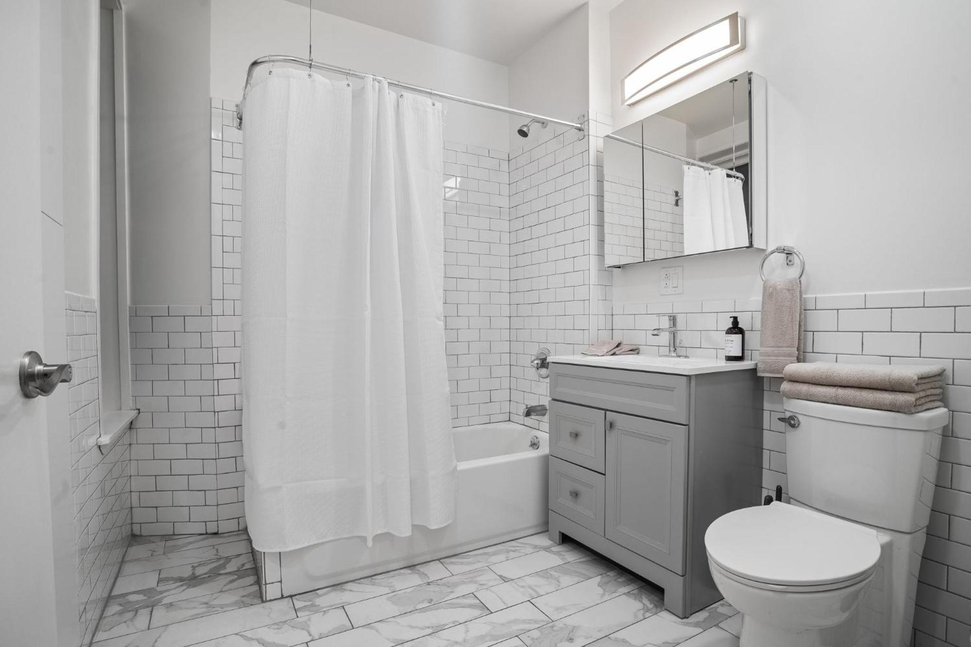 Apartamento Minimalist Charm 2br 1bath Nova York