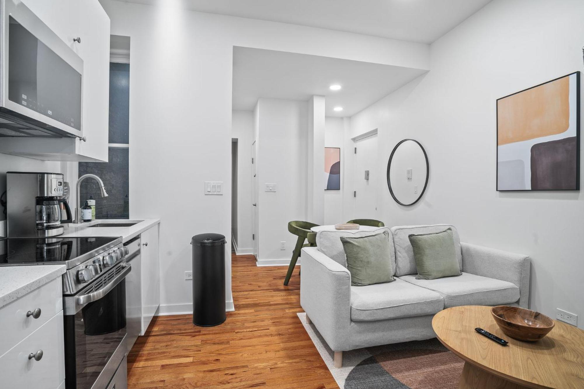 Minimalist Charm 2br 1bath Nova York