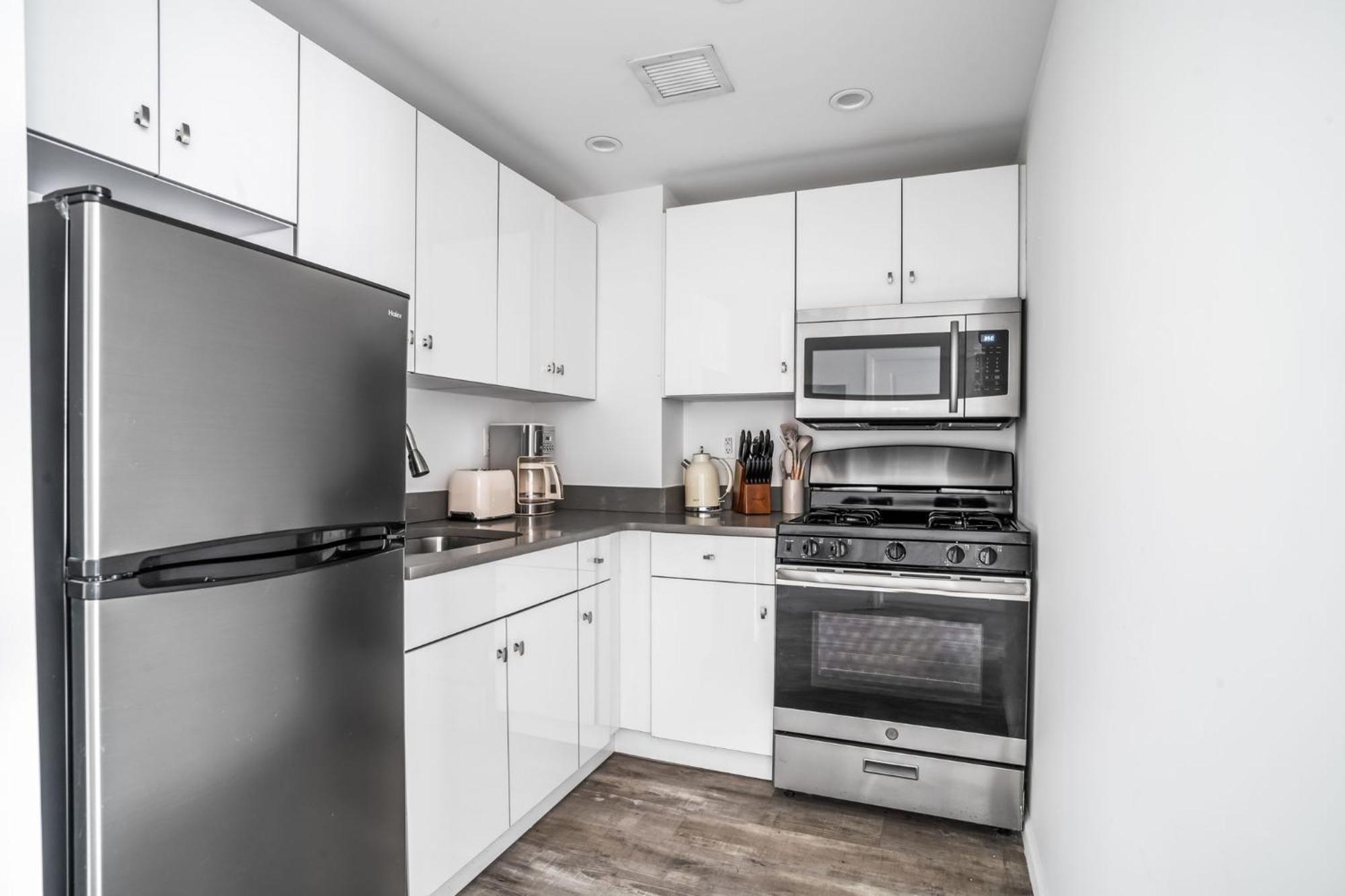 Căn hộ Modern 2-br With Southern Views New York