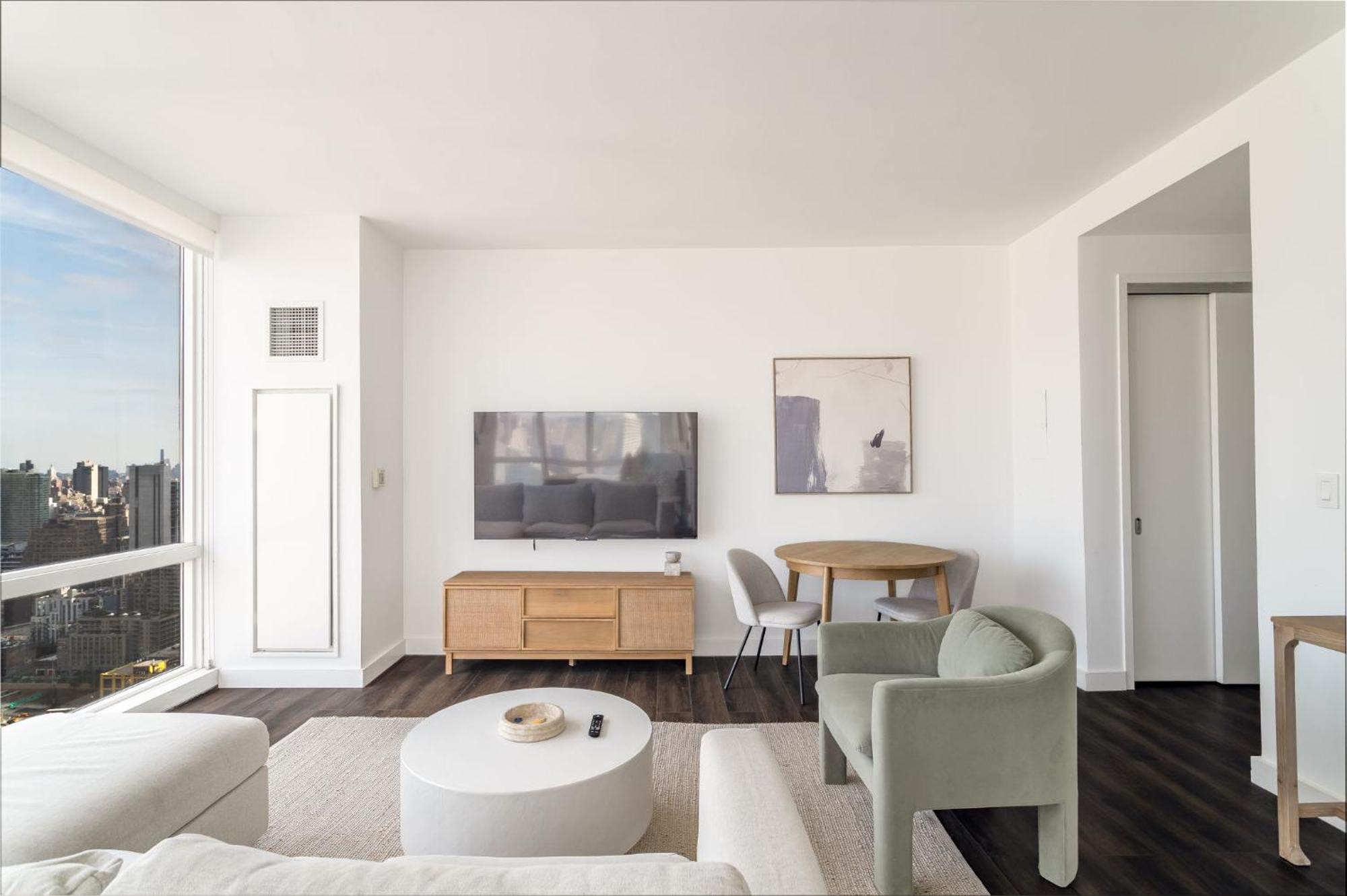 Căn hộ Luxx Hiding Gem 2 Beds 1,5 Bath