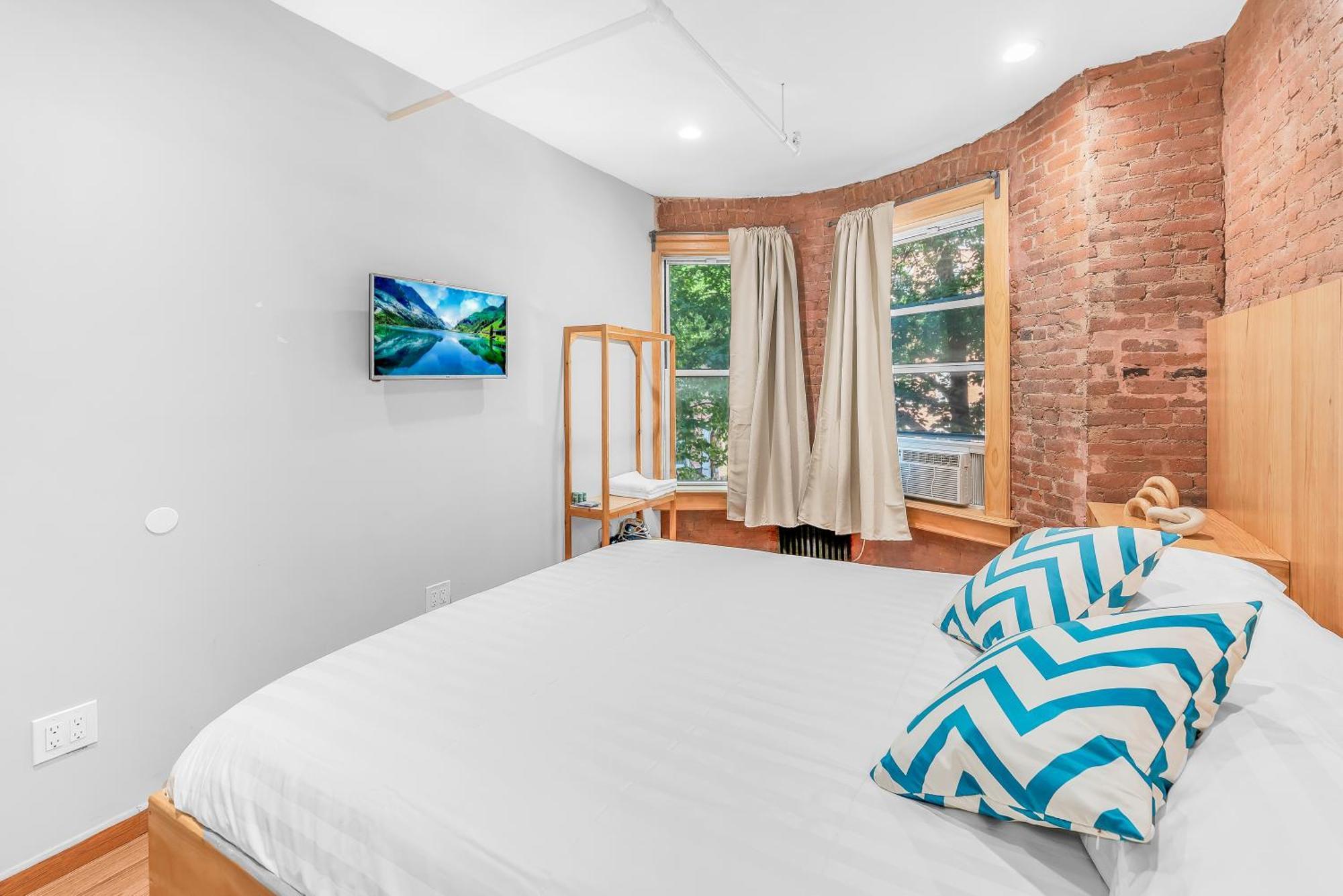 Nhà khách Morris (adults Only) 3*