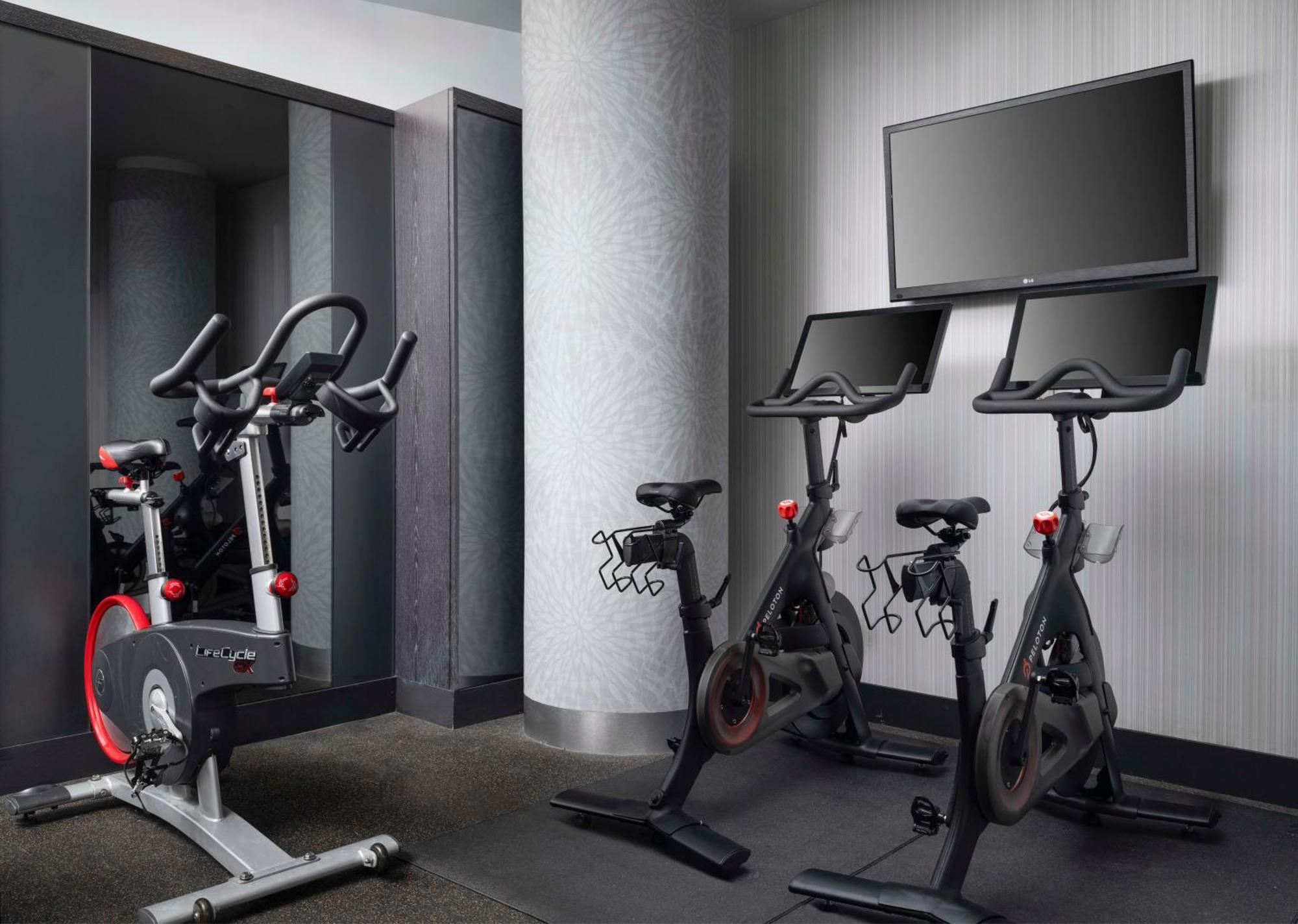 Hyatt Union Square 4*