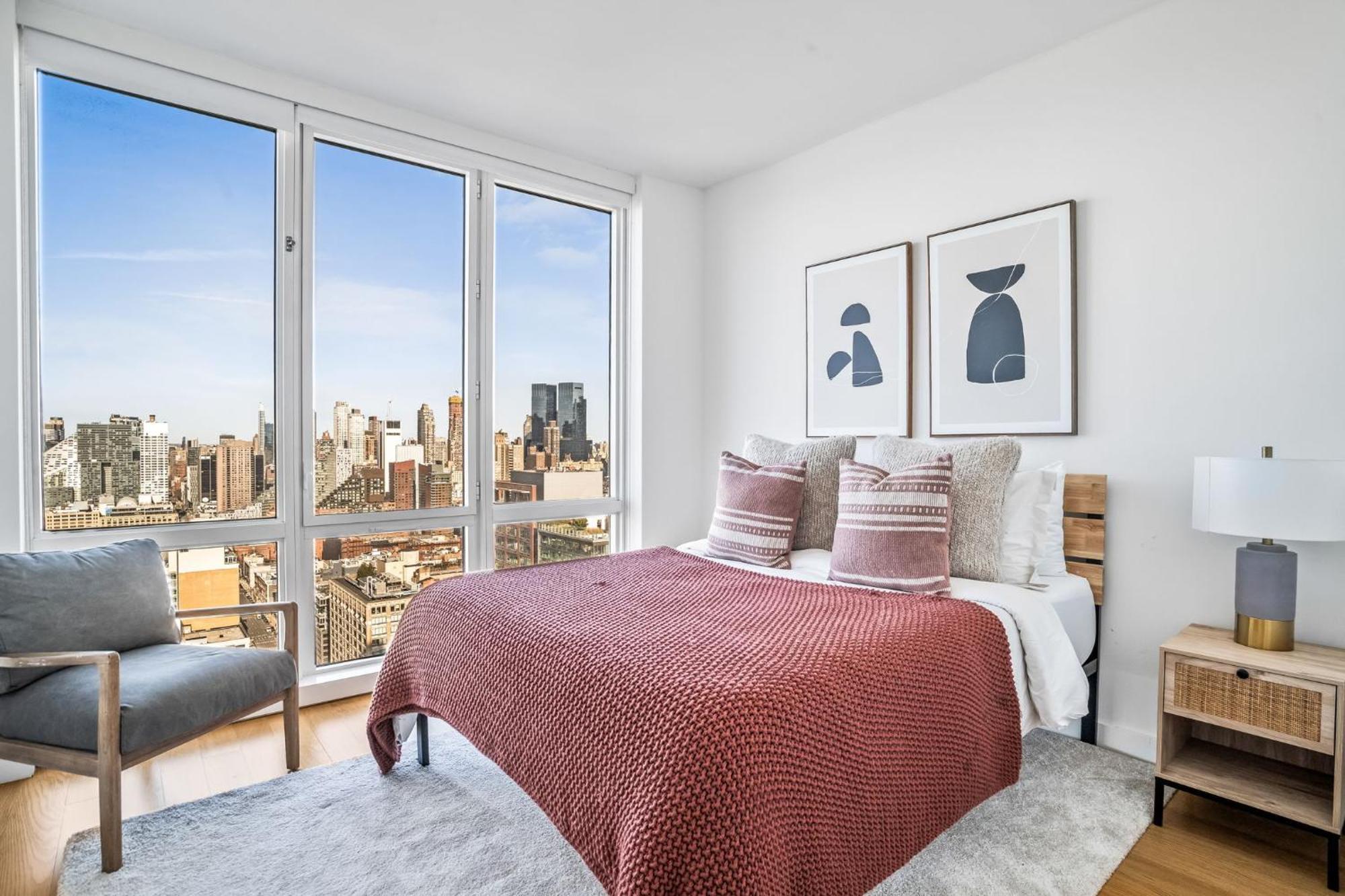 Apartment Cloud Crest Apt 2bd 2bath *