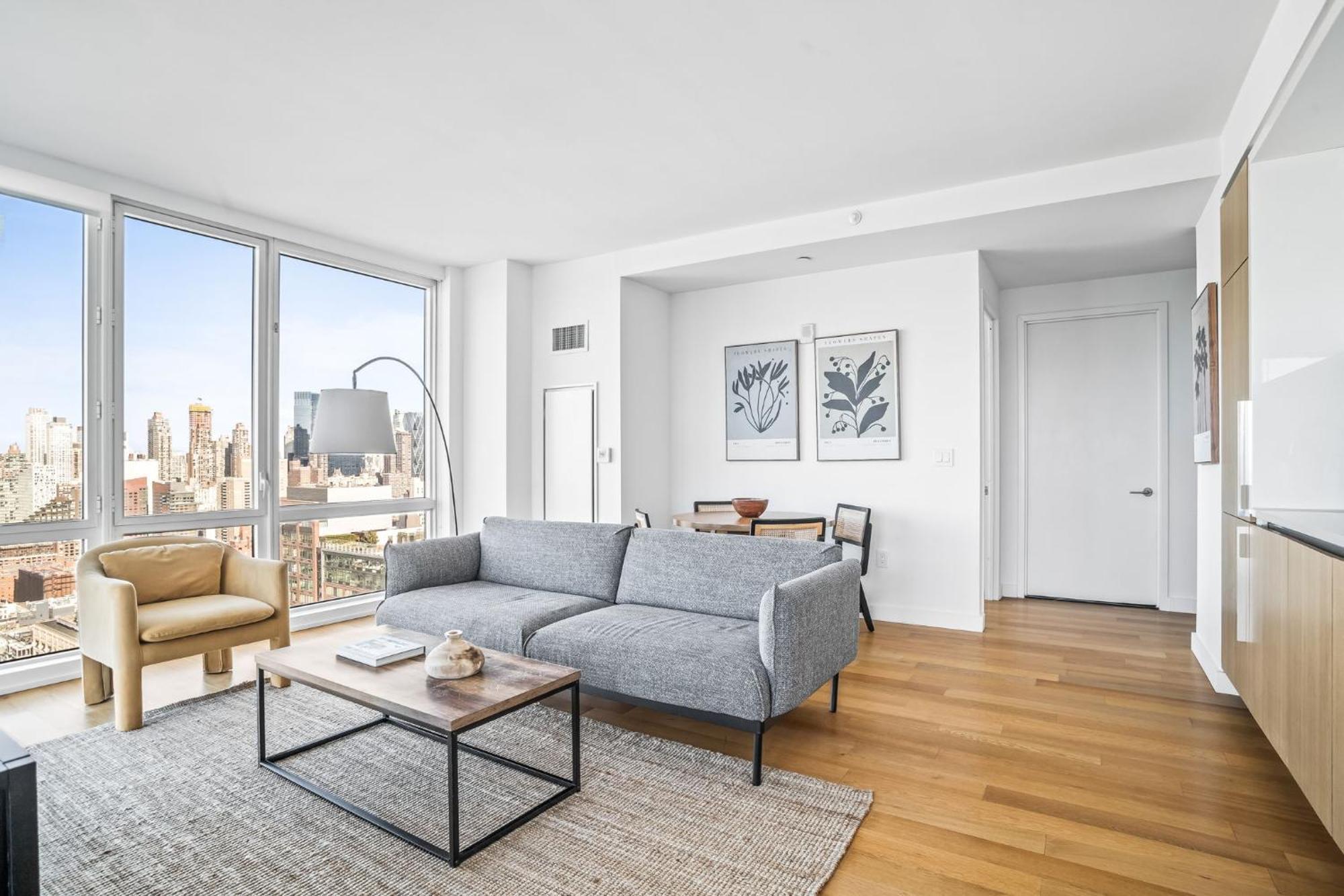 Cloud Crest Apt 2bd 2bath * New York