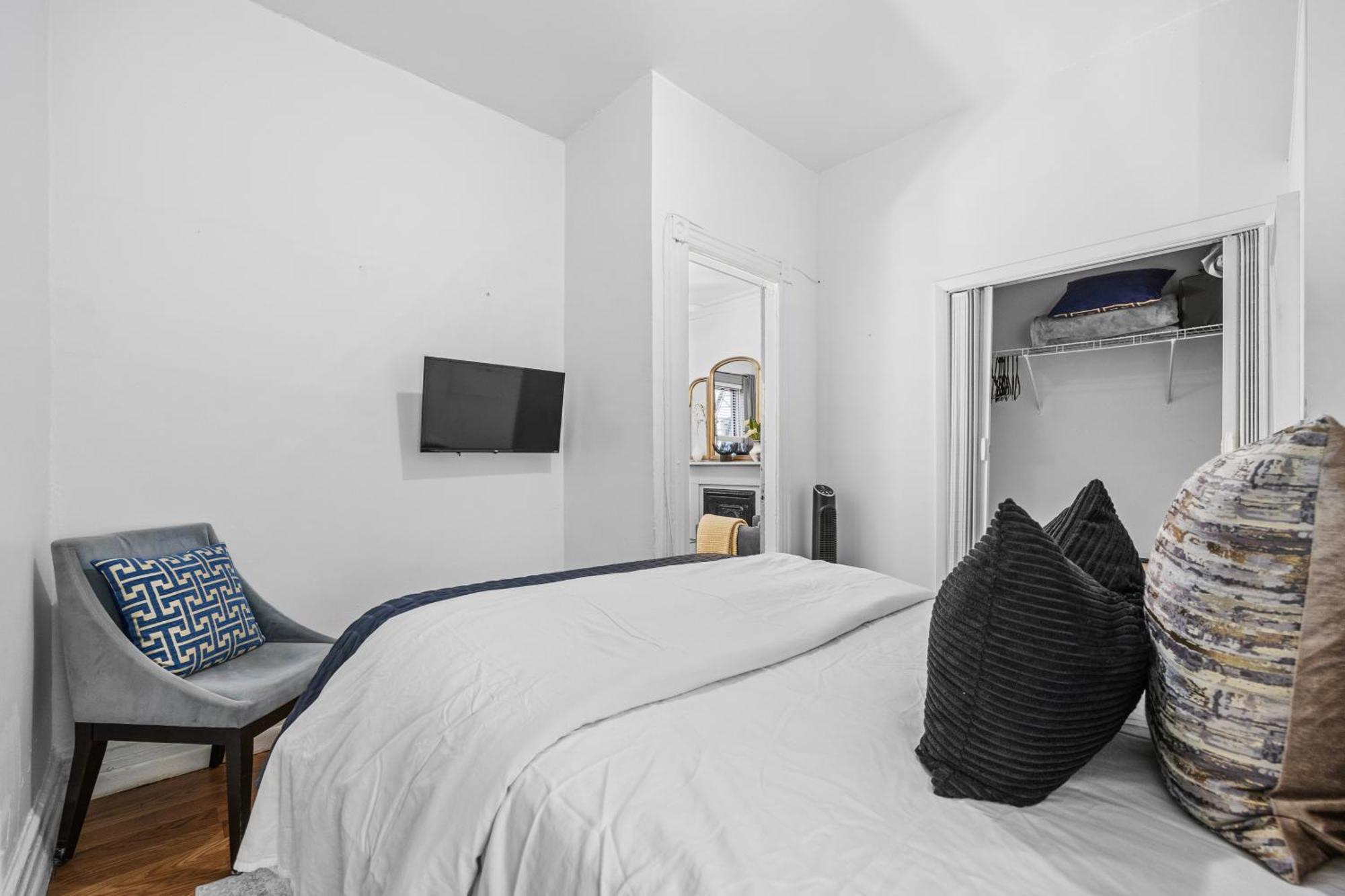 Quaint 2br Walk To Time Square Apartamento *