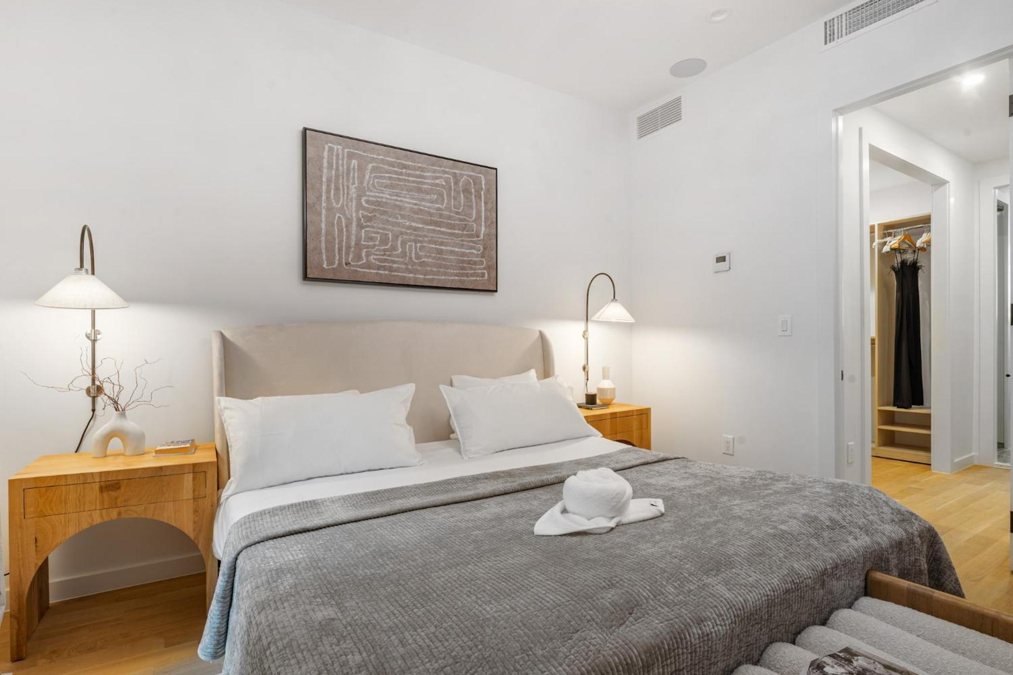 Luxurious Harlem With Modern Amenities, Outdoor Patio! * Nova York