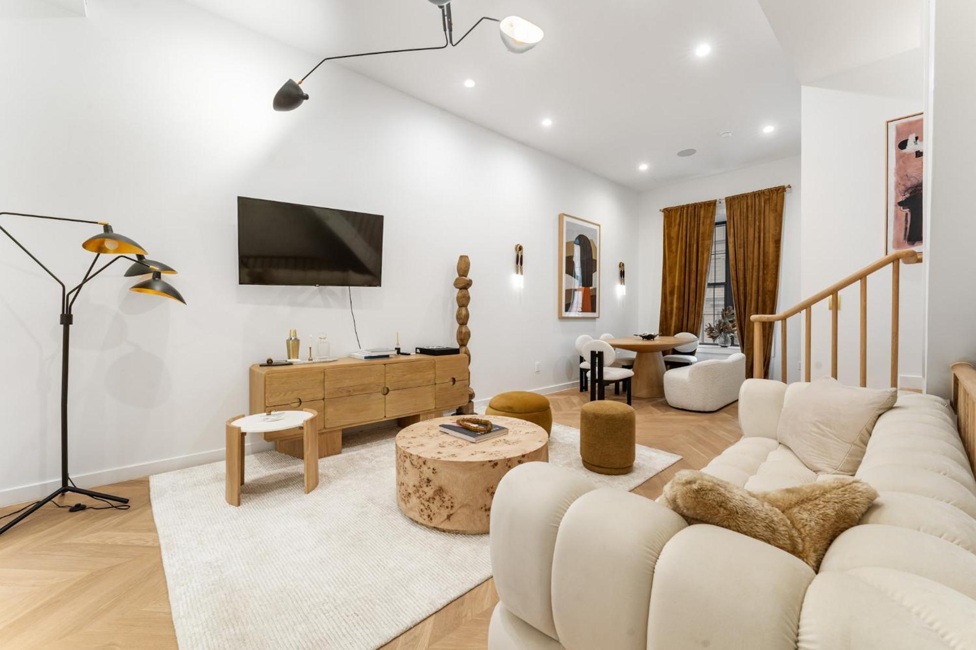 Apartamento Luxurious Harlem With Modern Amenities, Outdoor Patio!