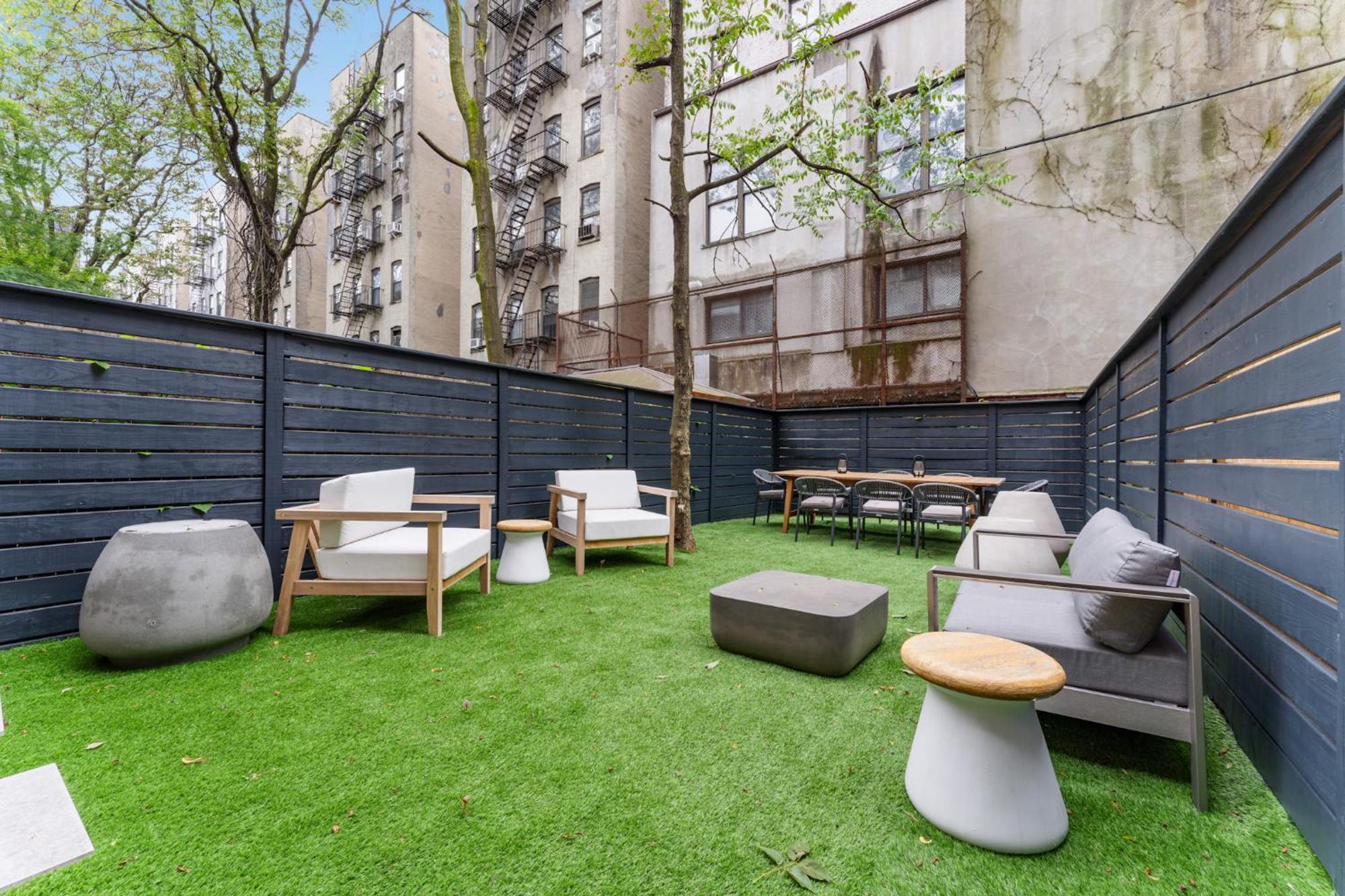 Apartamento Luxurious Harlem With Modern Amenities, Outdoor Patio! Nova York