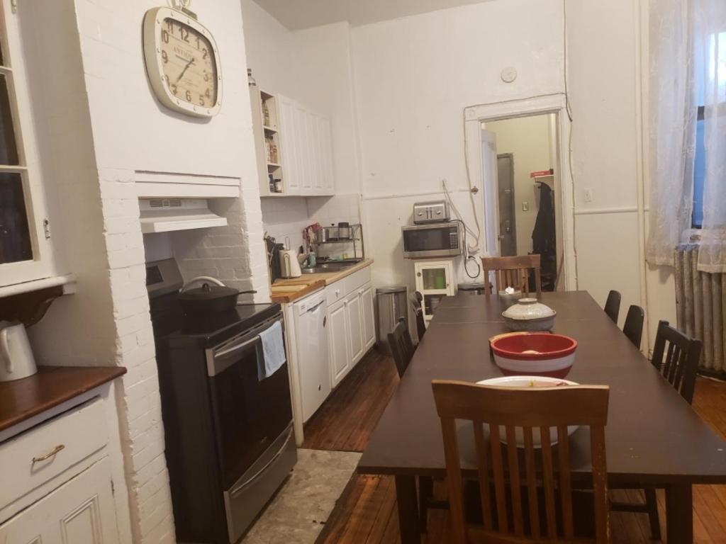 Ở trọ Private In East Village New York