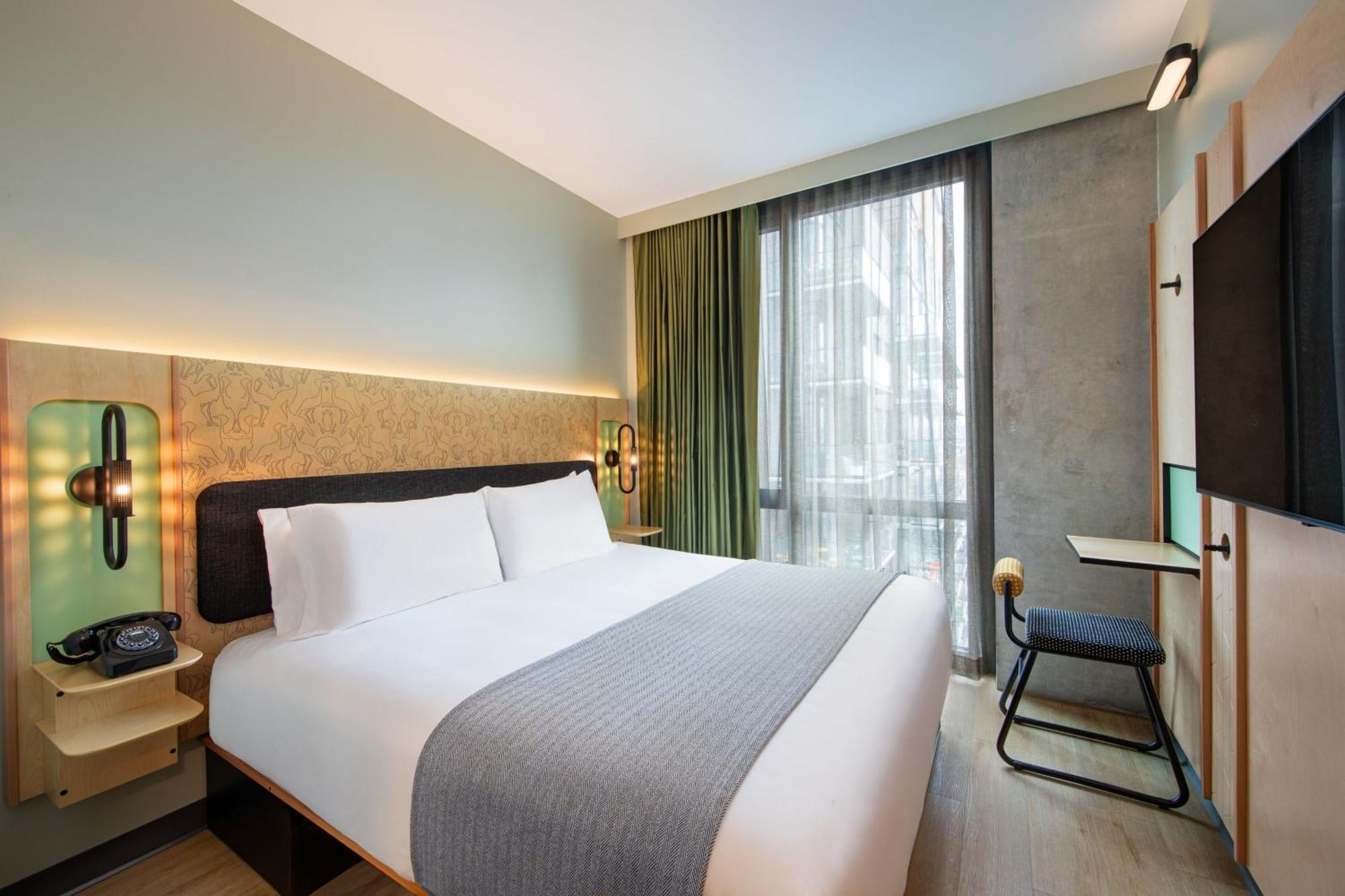 Moxy Brooklyn Williamsburg Khách sạn 4*