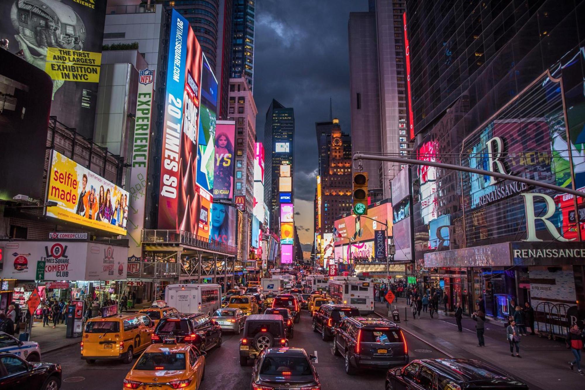 Khách sạn Ameritania At Times Square 4*