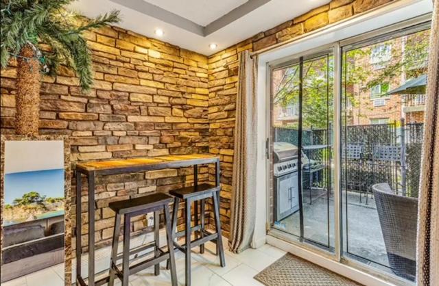 Brooklyn Spacious Space With Private Entrance, Bathroom, & Backyard - Full-kitchen Nova York