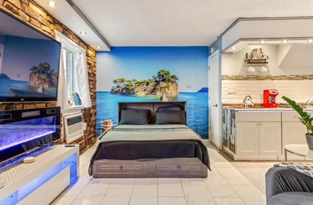 Apartamento Brooklyn Spacious Space With Private Entrance, Bathroom, & Backyard - Full-kitchen Nova York