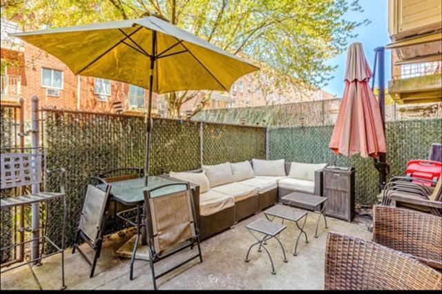 Brooklyn Spacious Space With Private Entrance, Bathroom, & Backyard - Full-kitchen * Nova York