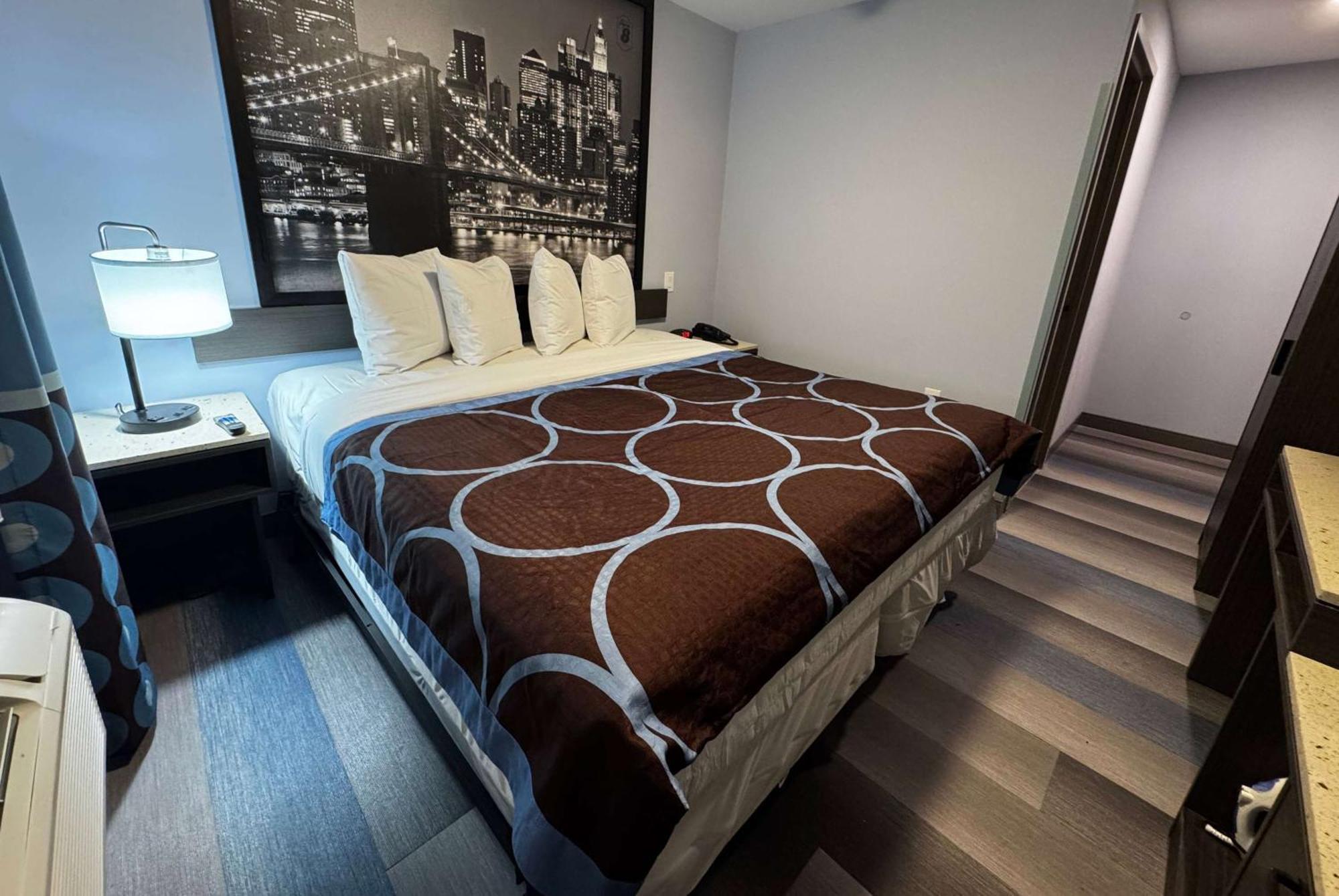 Super 8 By Wyndham Brooklyn Fulton Street Broadway Junction Nova York