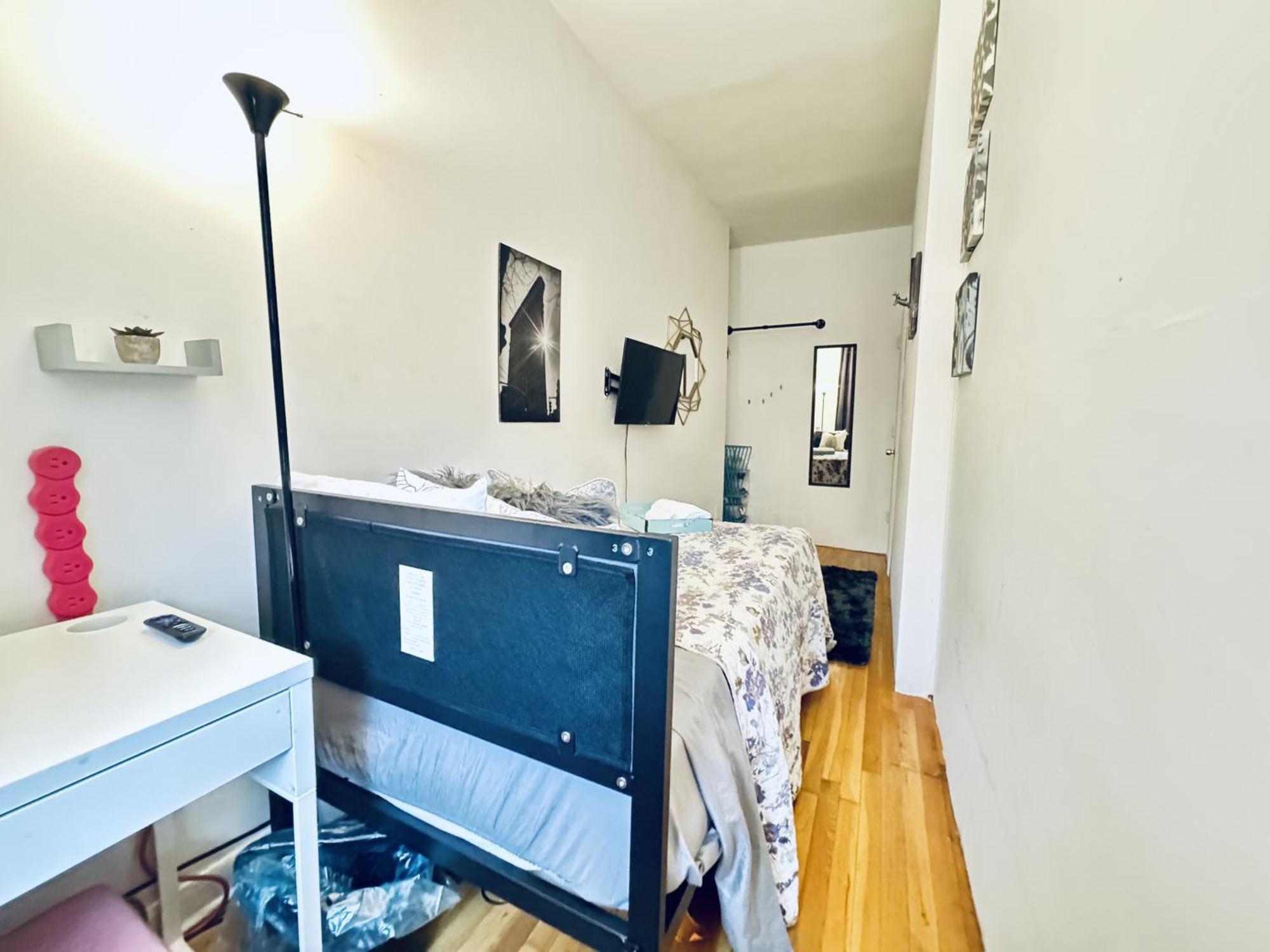 Long In Shared In Ues - Manhattan *