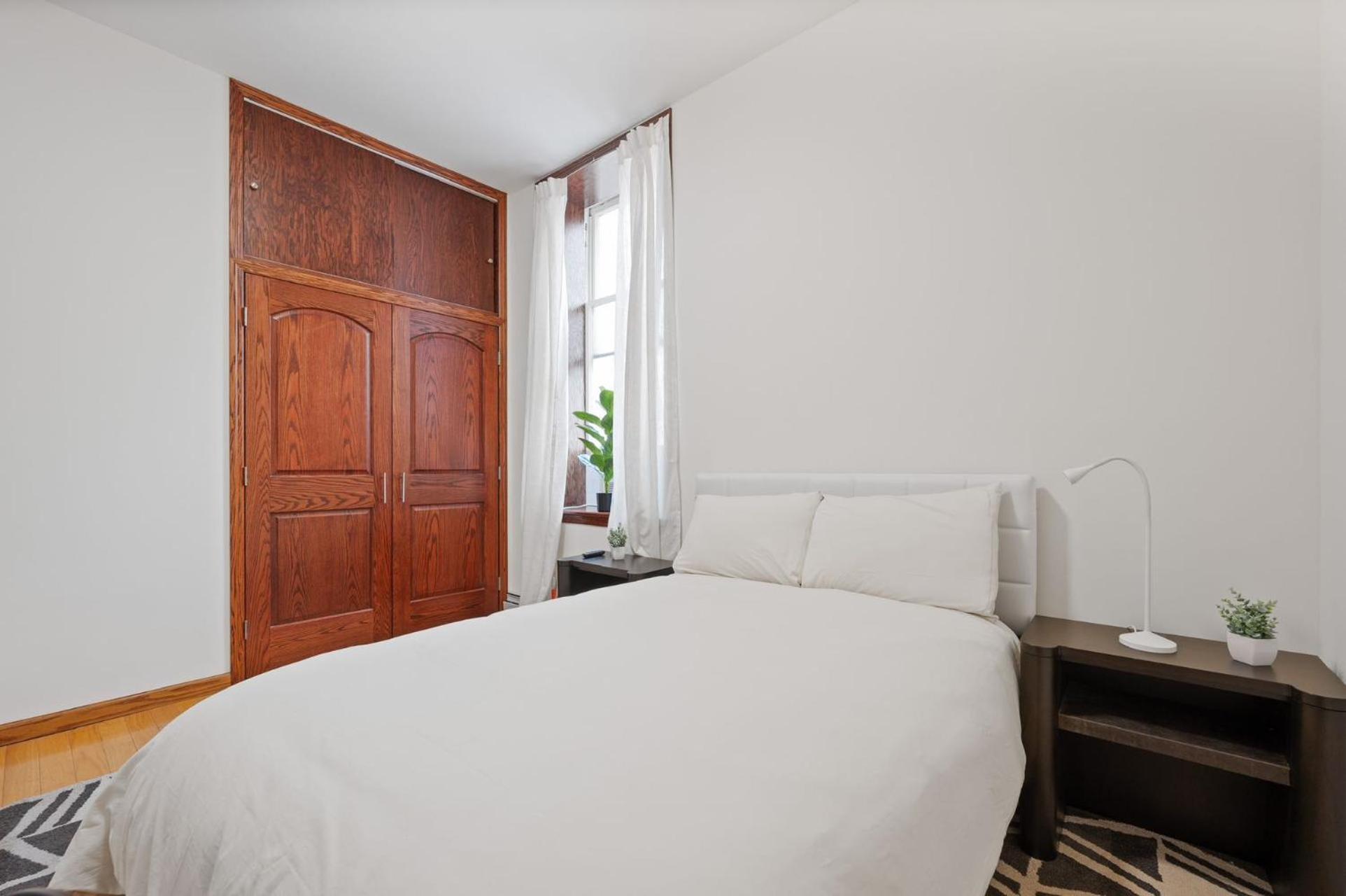 Massive Soho Loft 5bedrooms 2 Baths - 2500 Sqft Khách sạn