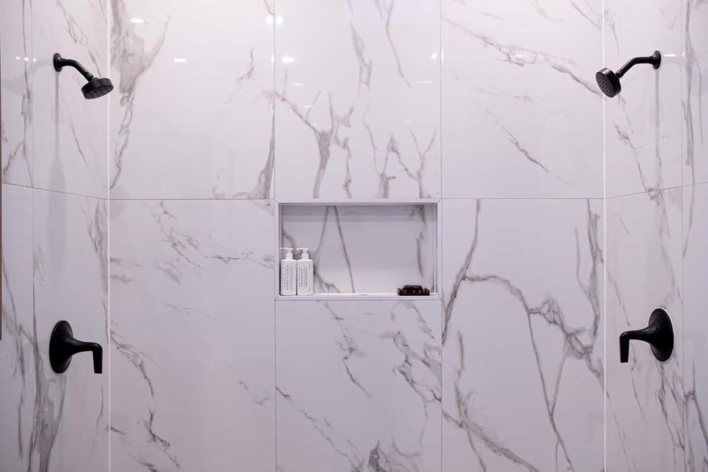 Căn hộ Two Story Luxury Brooklyn Brownstone