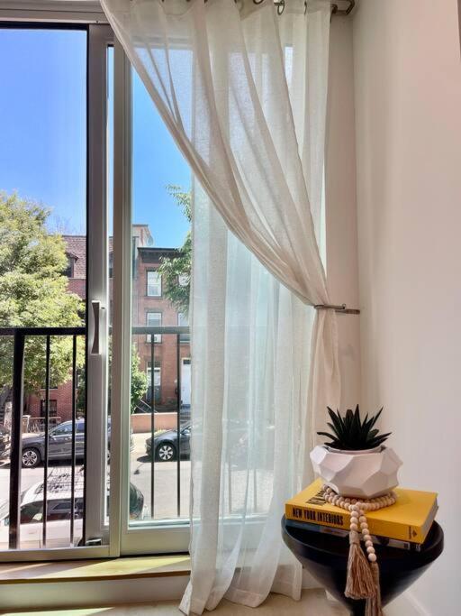 Bright+lovely /beautiful Street Apartamento