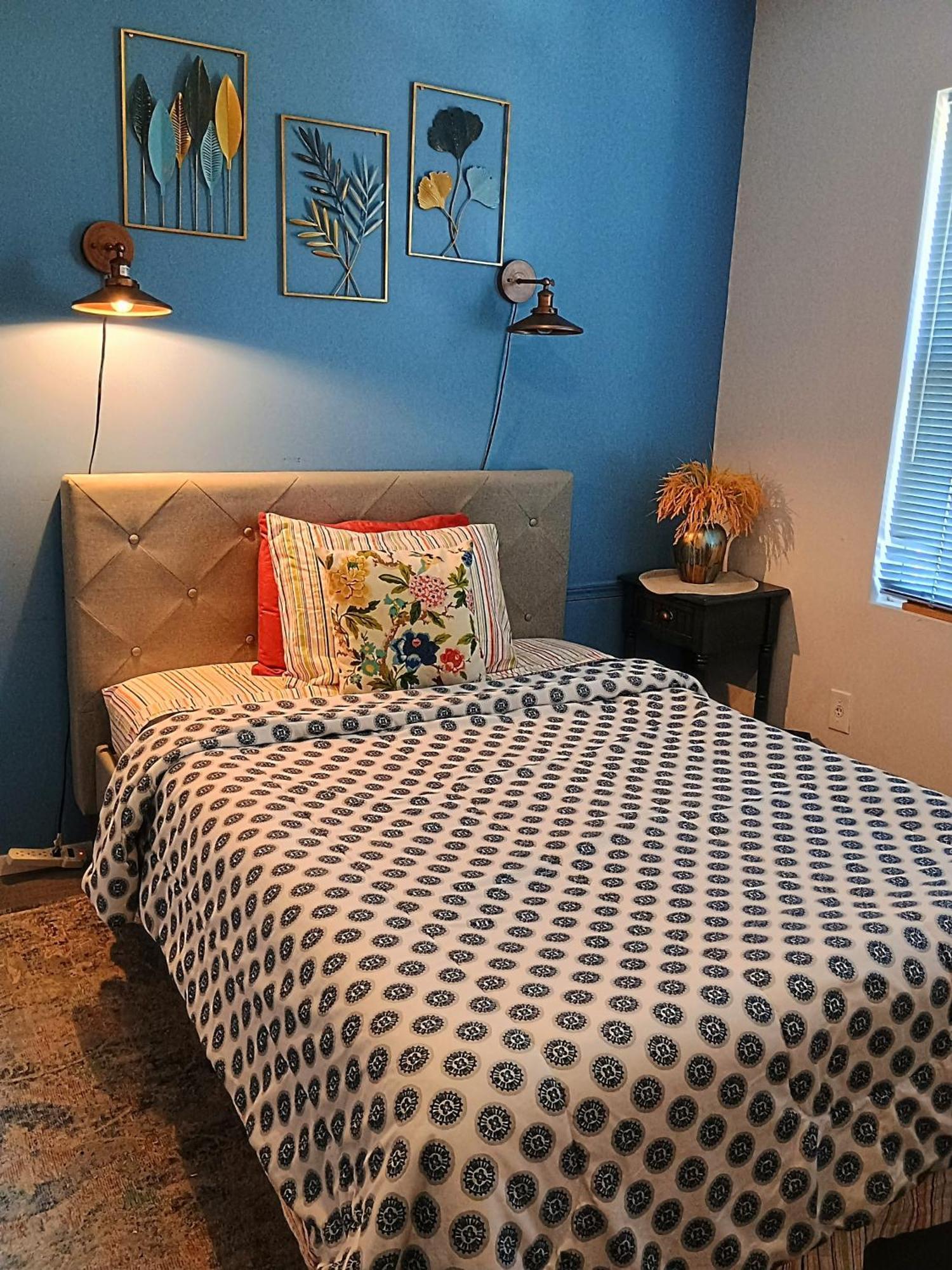 Explore From Queens Apartment *