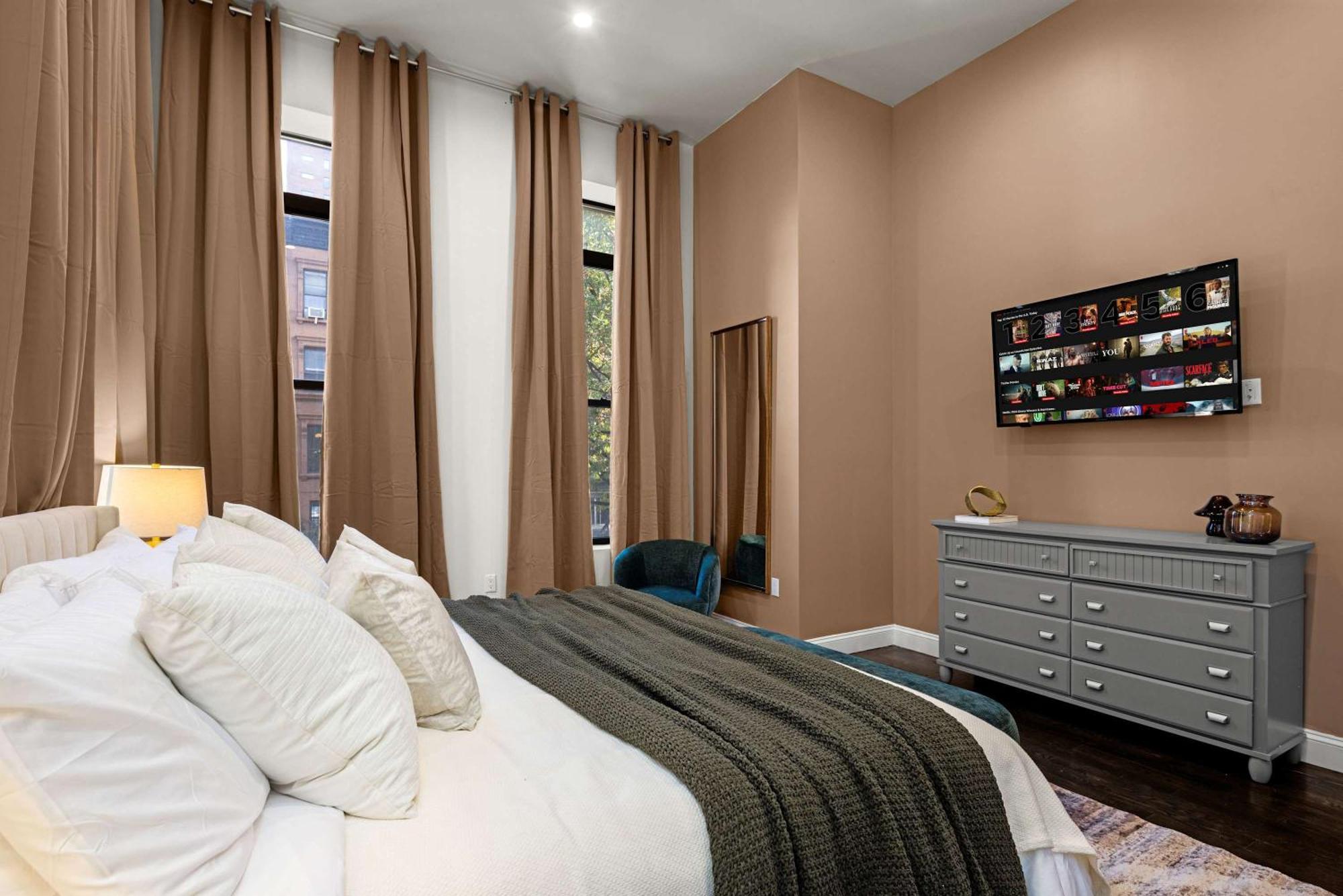 Căn hộ Luxe Harlem Retreat 3br Designer W Parking New York