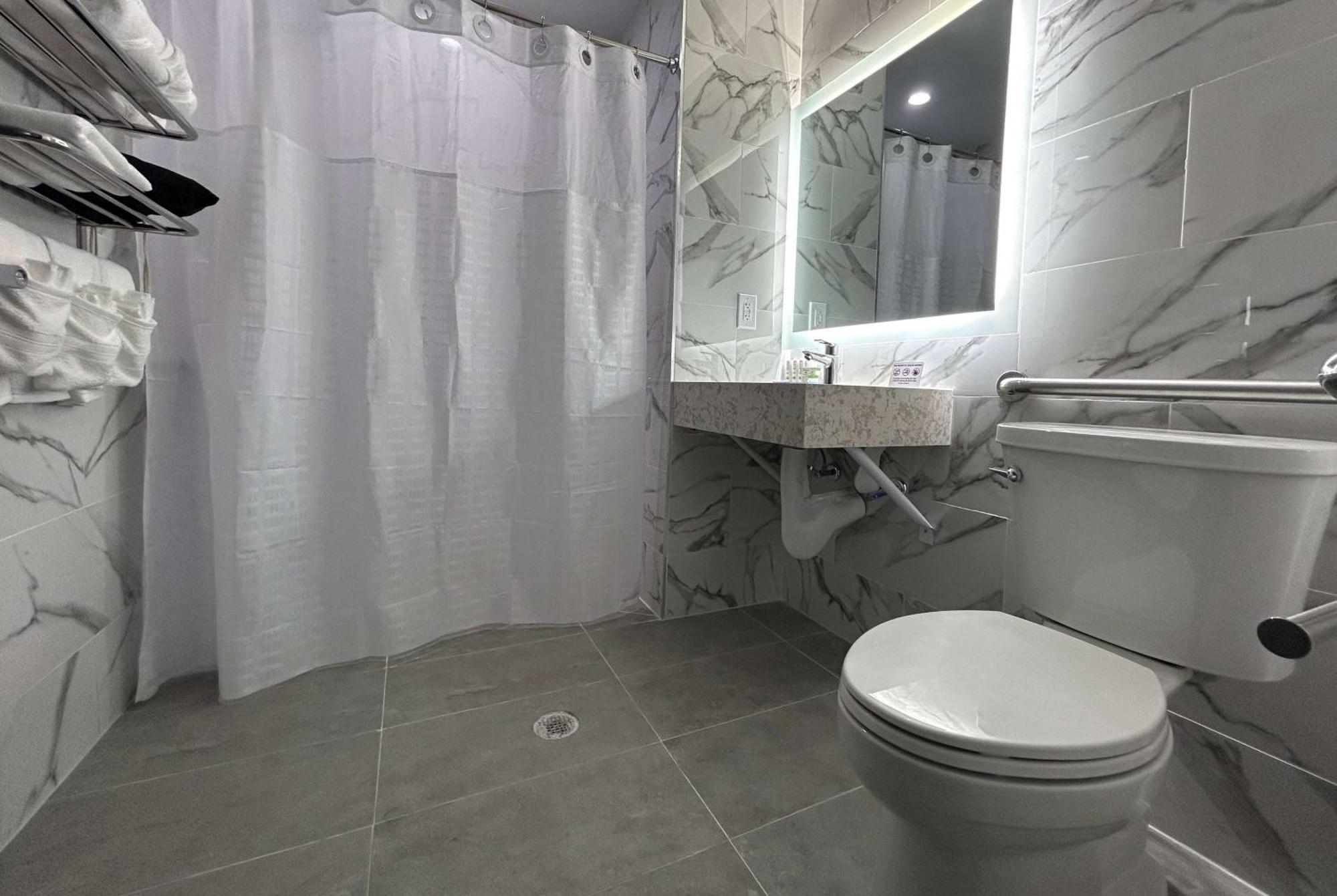 Hotel Ramada By Wyndham Brooklyn Near Flatbush Nova York