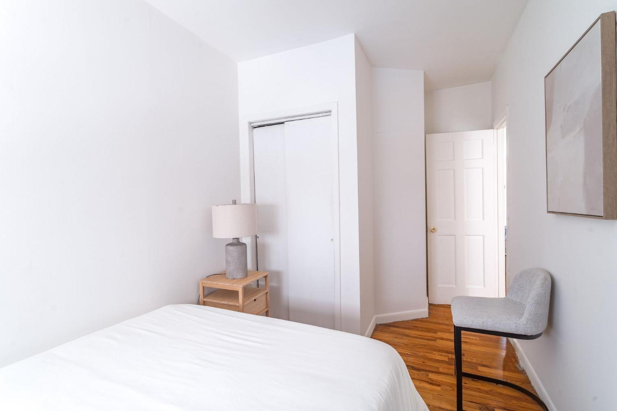 Bright 3br 1ba Retreat In Hells Kitchen Steps From Times Square Căn hộ *