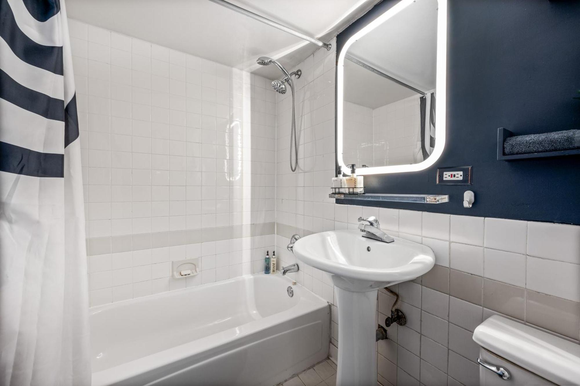 Modern Les One Bedroom Nova York