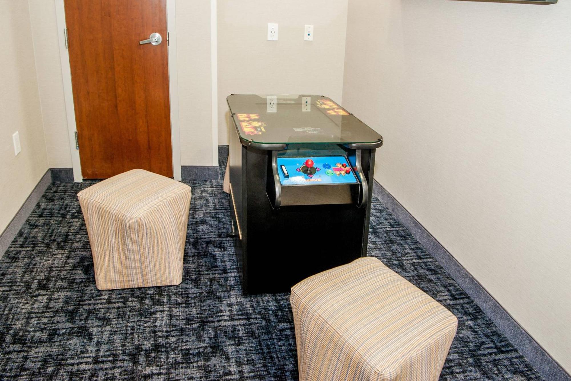 Khách sạn Fairfield & By Marriott Brooklyn